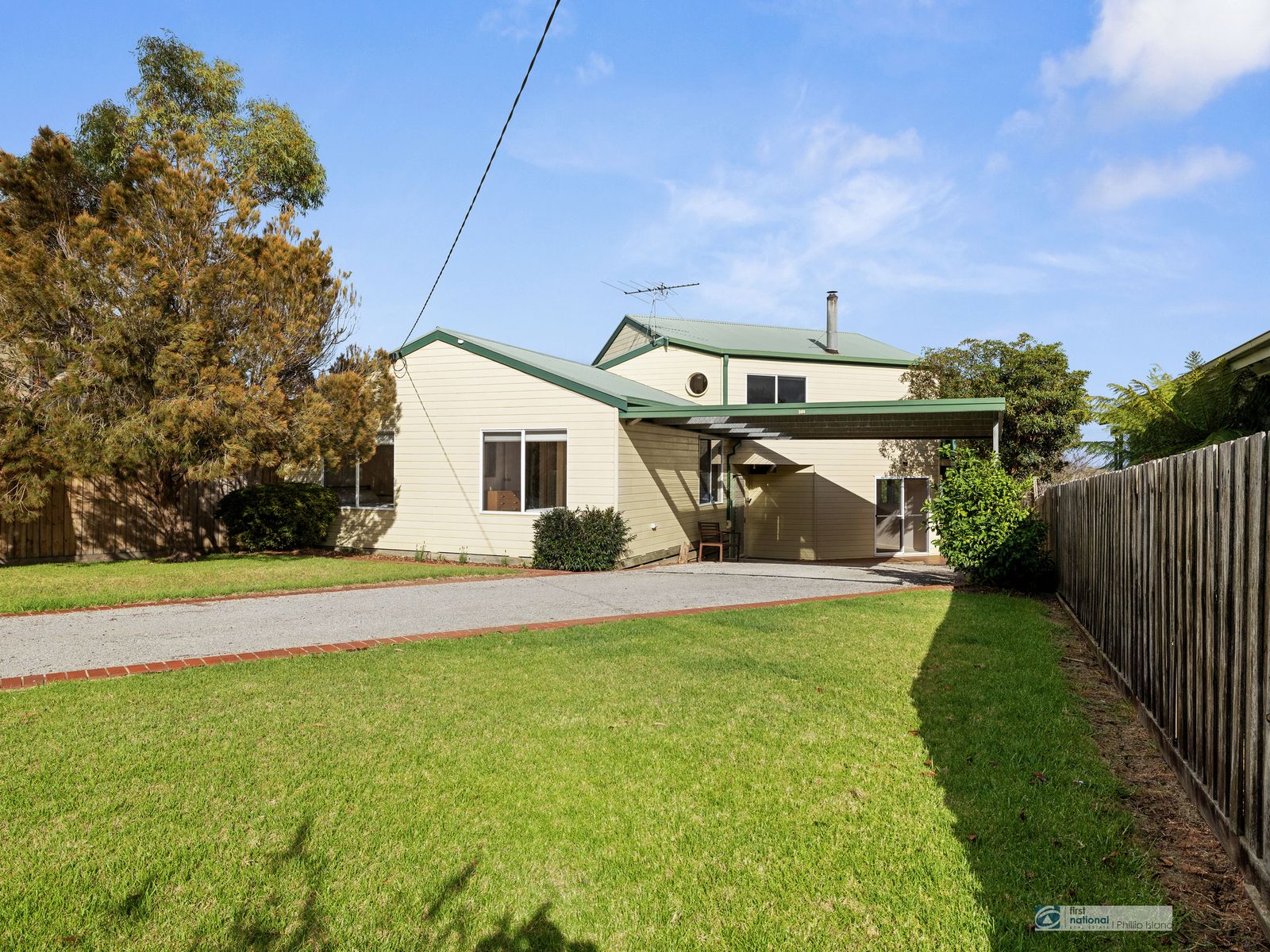 42 Bayview Drive, Cowes, VIC 3922 - Image 2