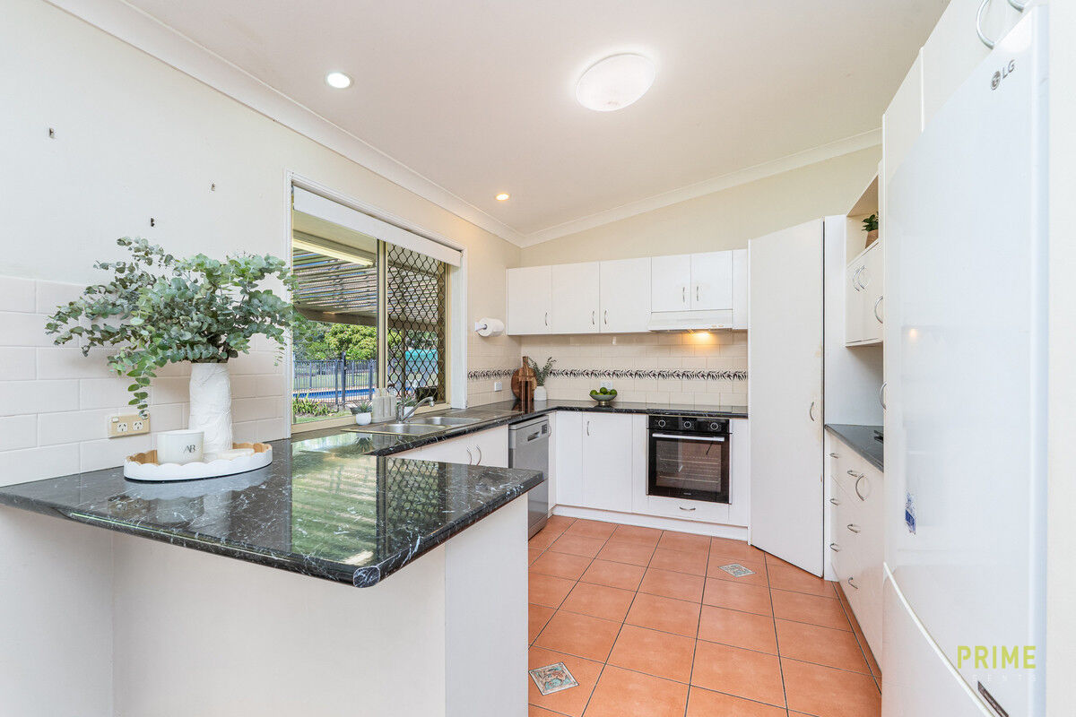 104 Seaview Drive, Booral, QLD 4655 - Image 3
