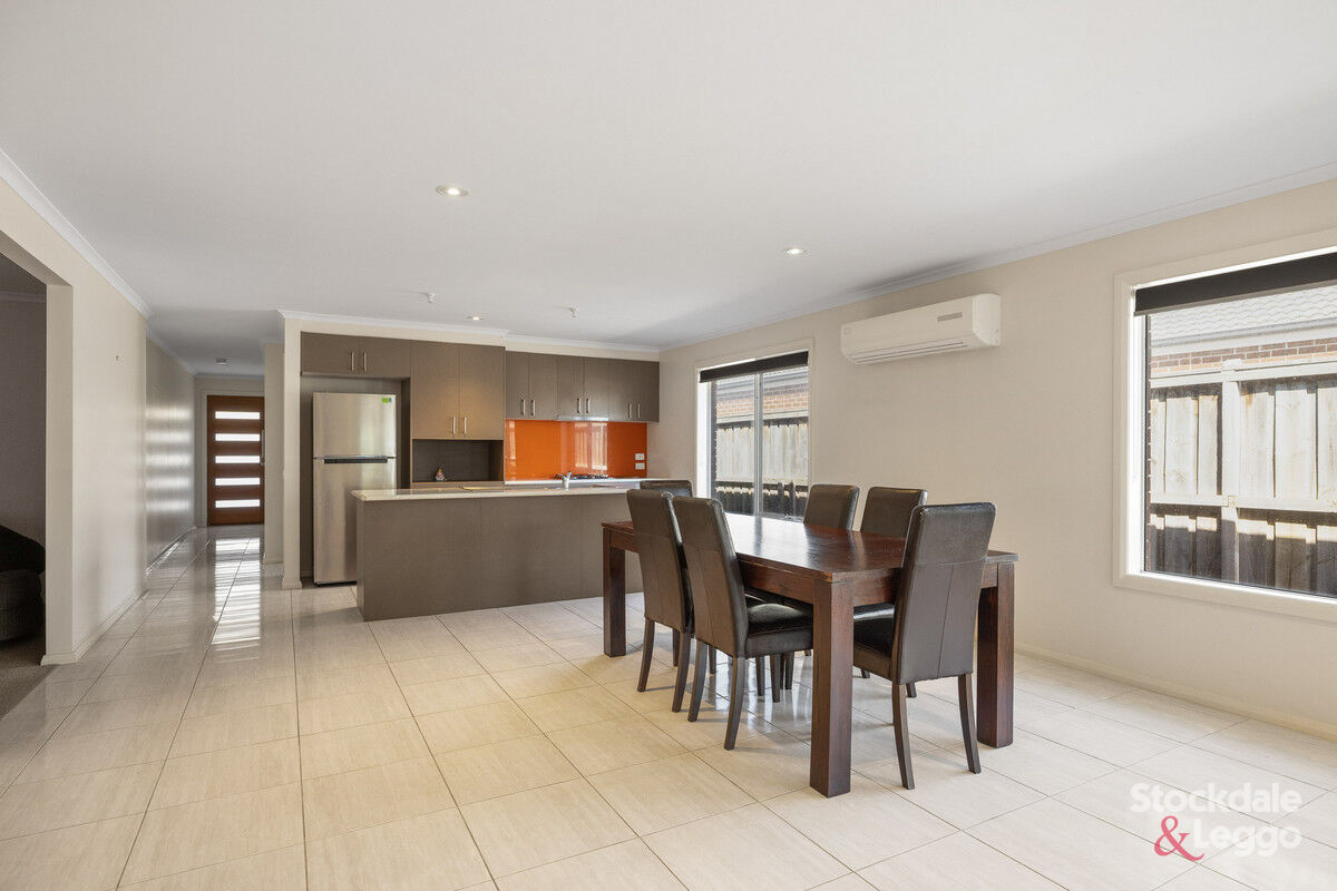 21 Grampian Boulevard, Cowes, VIC 3922 - Image 4