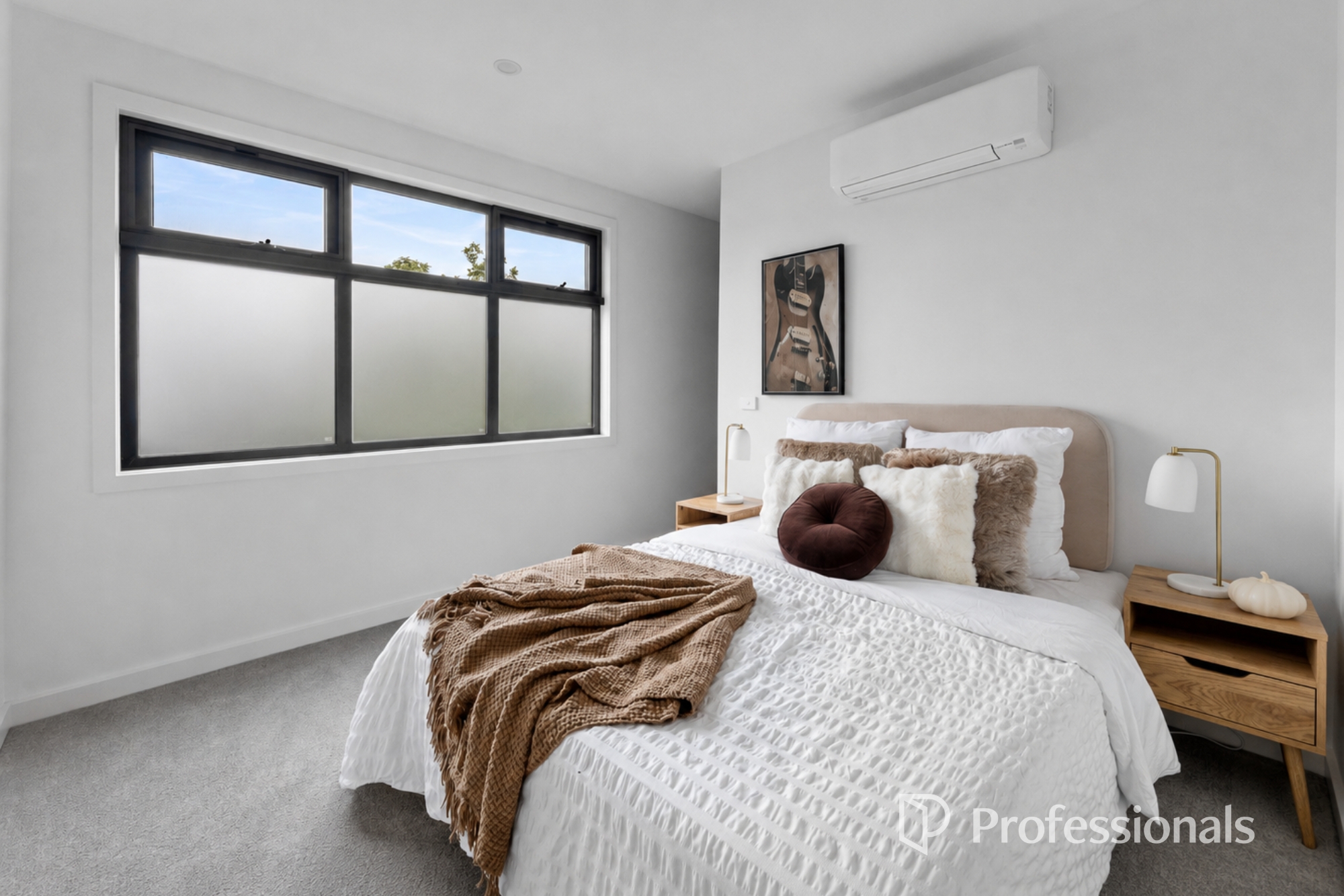 4-bedroom unit at 29B Castlewood Street, Bentleigh East, VIC 3165, Glen Eira, Victoria