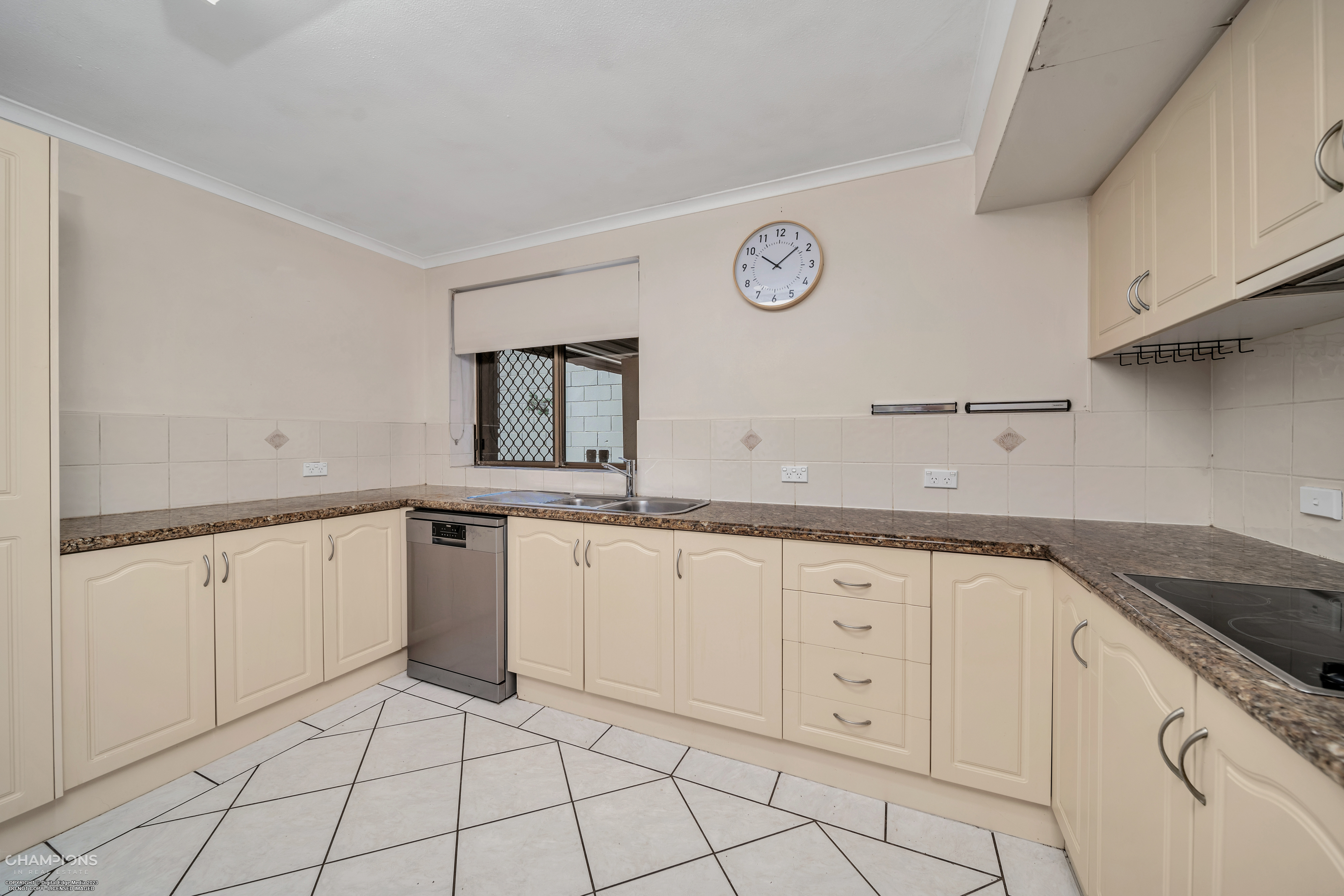 2/249-255 Esplanade, Cairns North, Qld, 4870 - Image 7