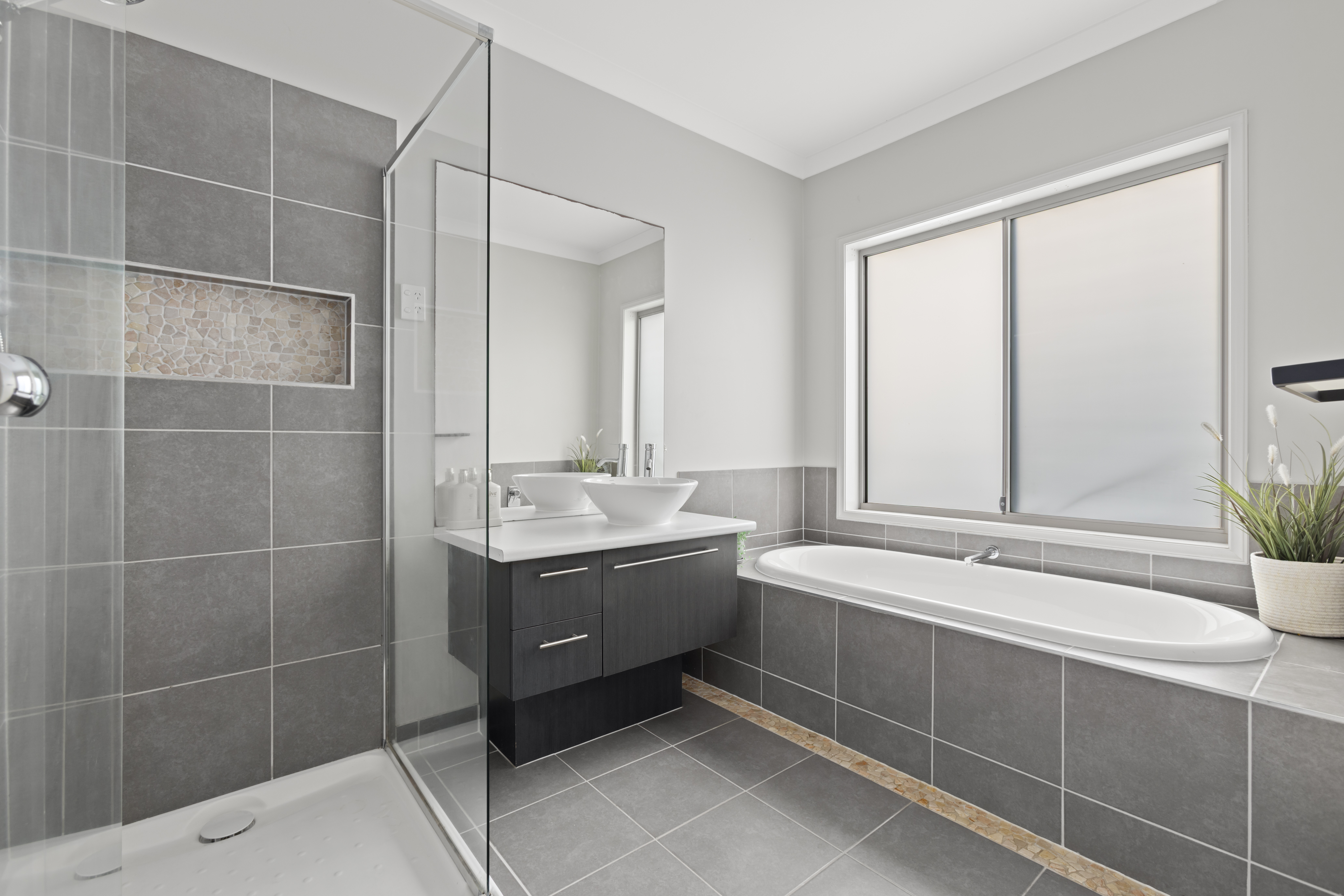 4-bedroom house at 11 CREEKWARD DRIVE, Armstrong Creek VIC 3217, Greater Geelong, Victoria