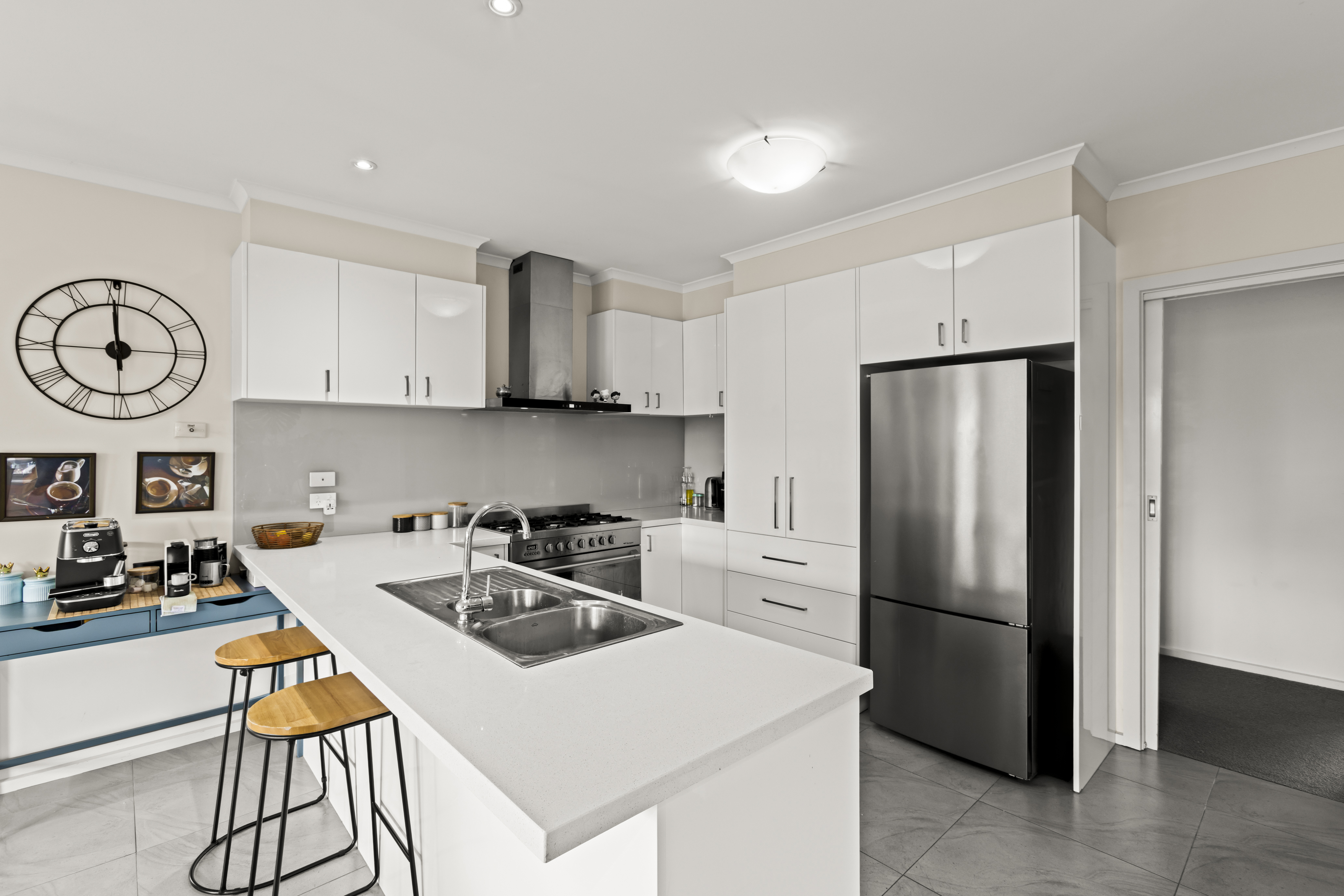 2 Alkoomi Avenue, Hamlyn Heights, VIC 3215 - Image 5