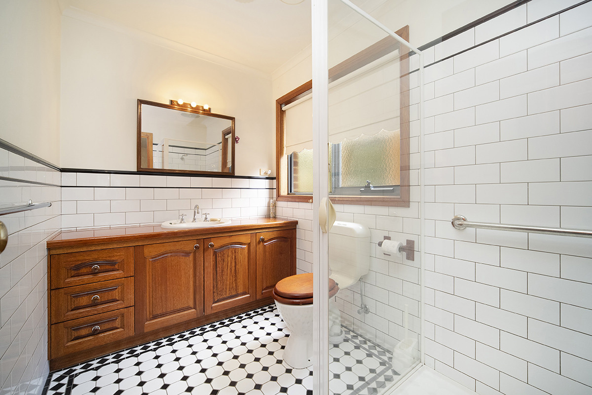 21 LUTANA GROVE, Warrnambool VIC 3280 - Image 7