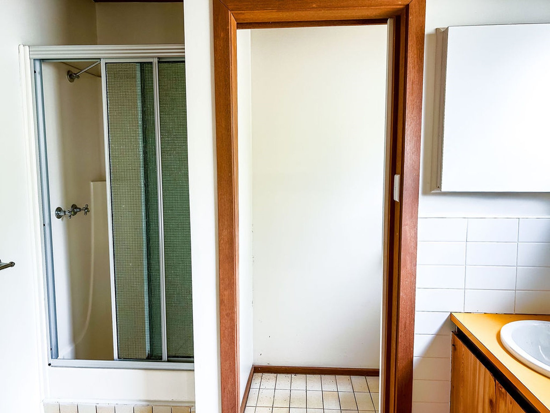 1-bedroom unit at 5 6-8 BUCKLAND DRIVE, MALLACOOTA VIC 3892, East Gippsland, Victoria