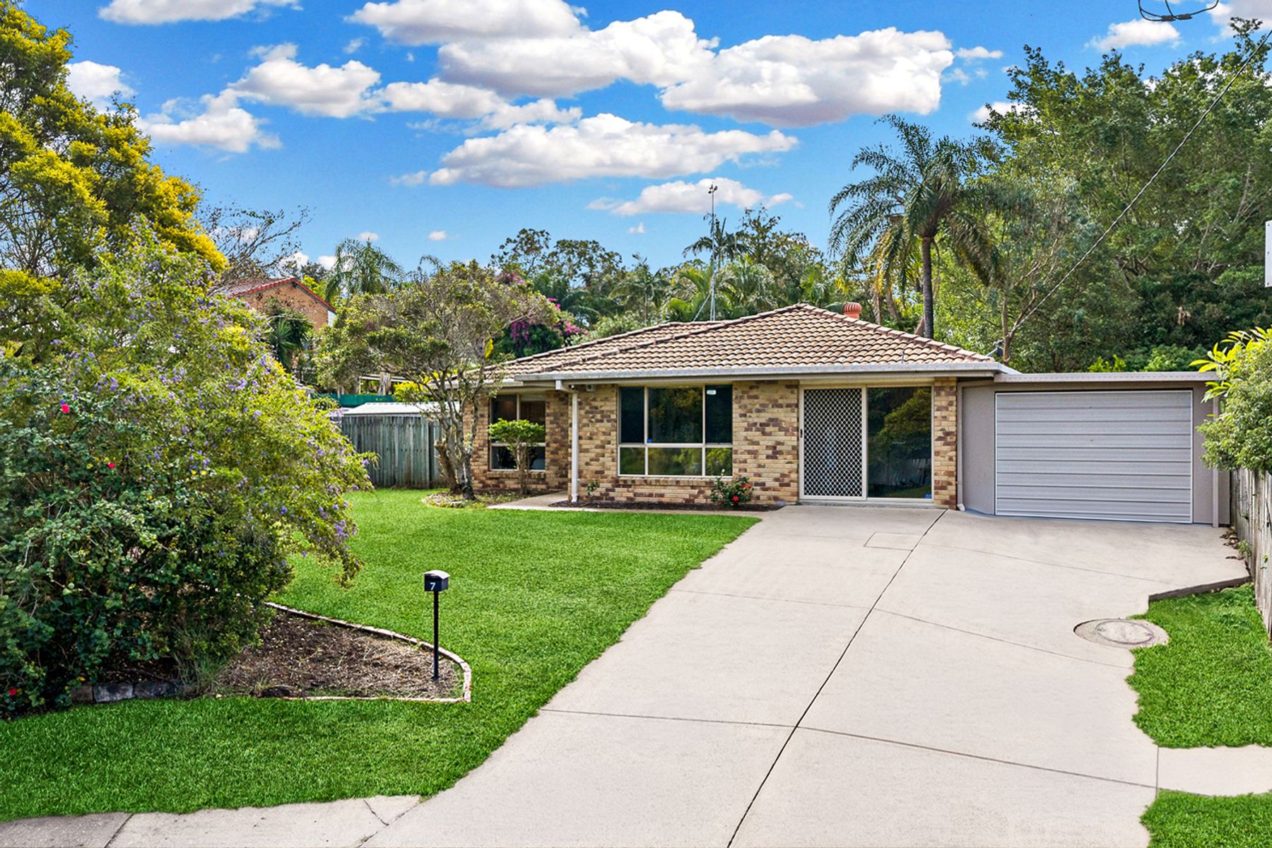 7 Kadlunga Court, Boronia Heights, QLD 4124 - Image 1