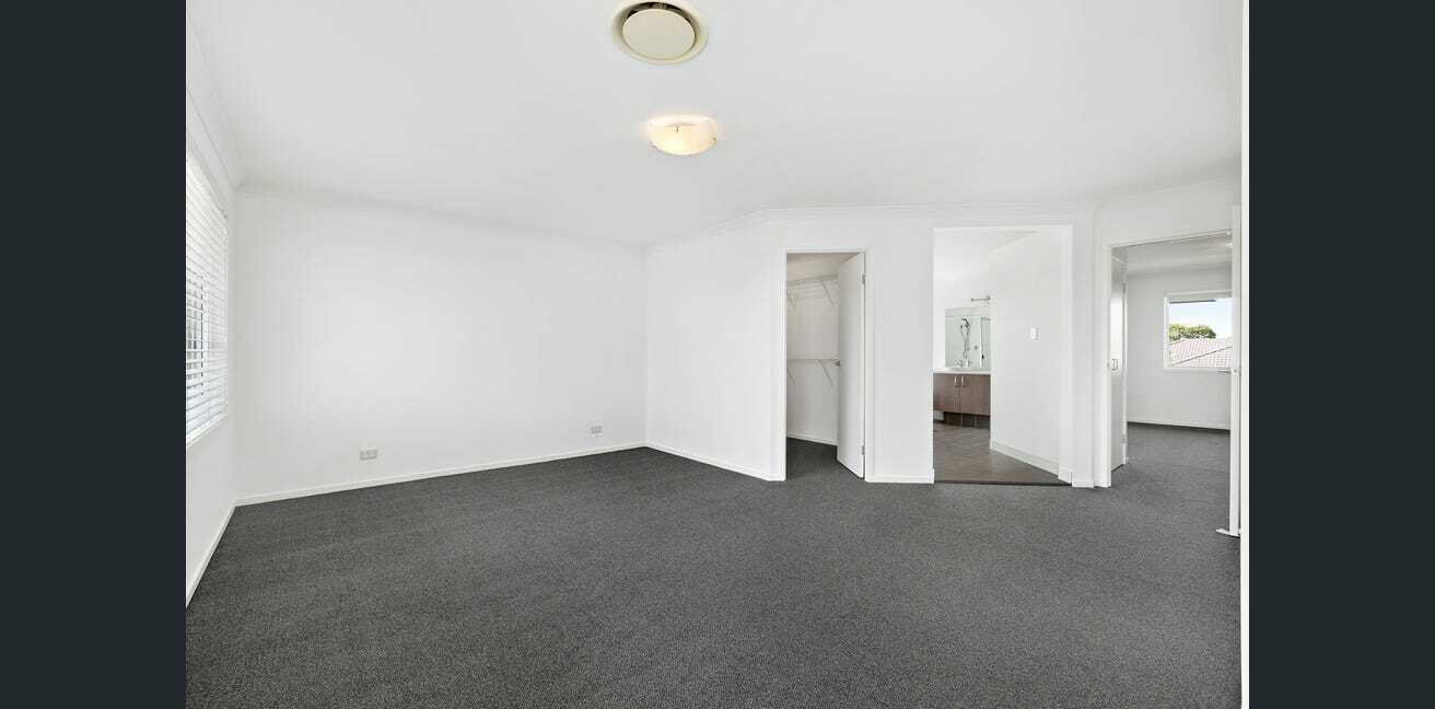 47 KURRAJONG CIRCUIT, North Lakes QLD 4509 - Image 10