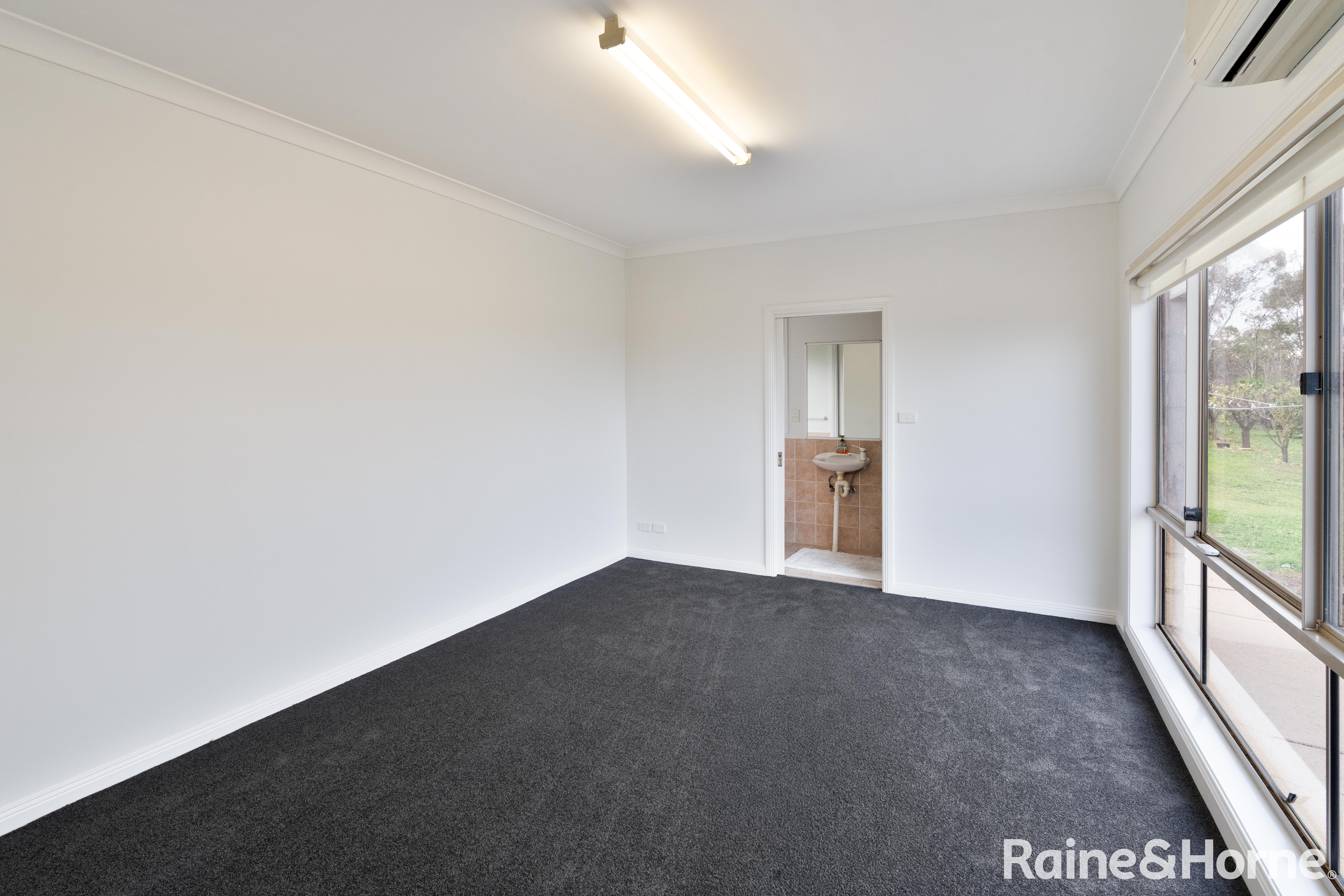 5-bedroom house at 21 Brucedale Drive, Brucedale, NSW 2650, Wagga Wagga, New South Wales