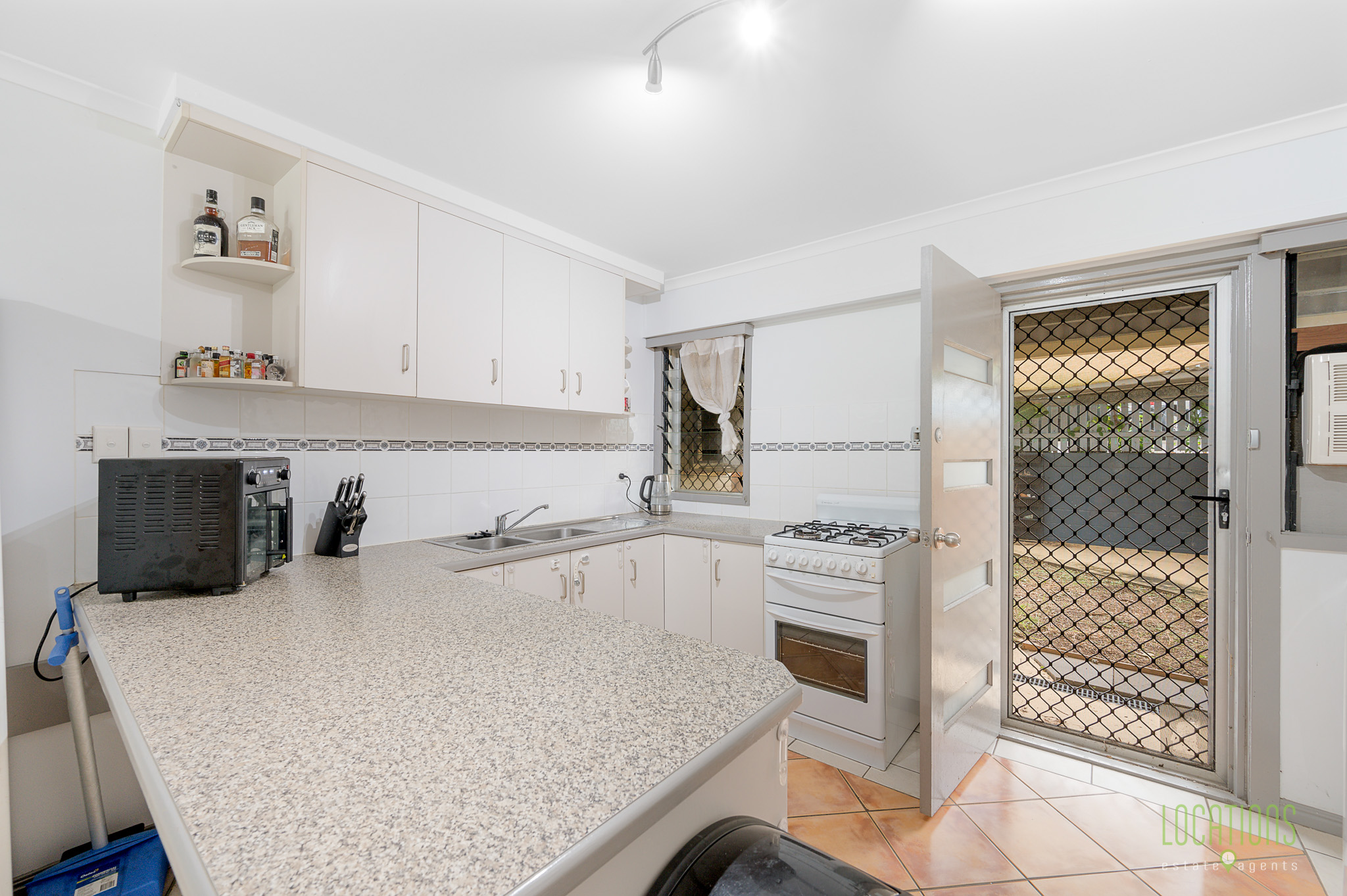 2-bedroom unit at 3/21 Charles Street, West Gladstone, QLD 4680, Gladstone, Queensland