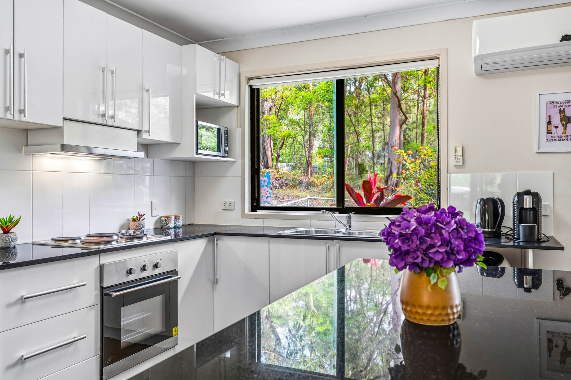 17 Cook Avenue, Russell Island, QLD 4184 - Image 3
