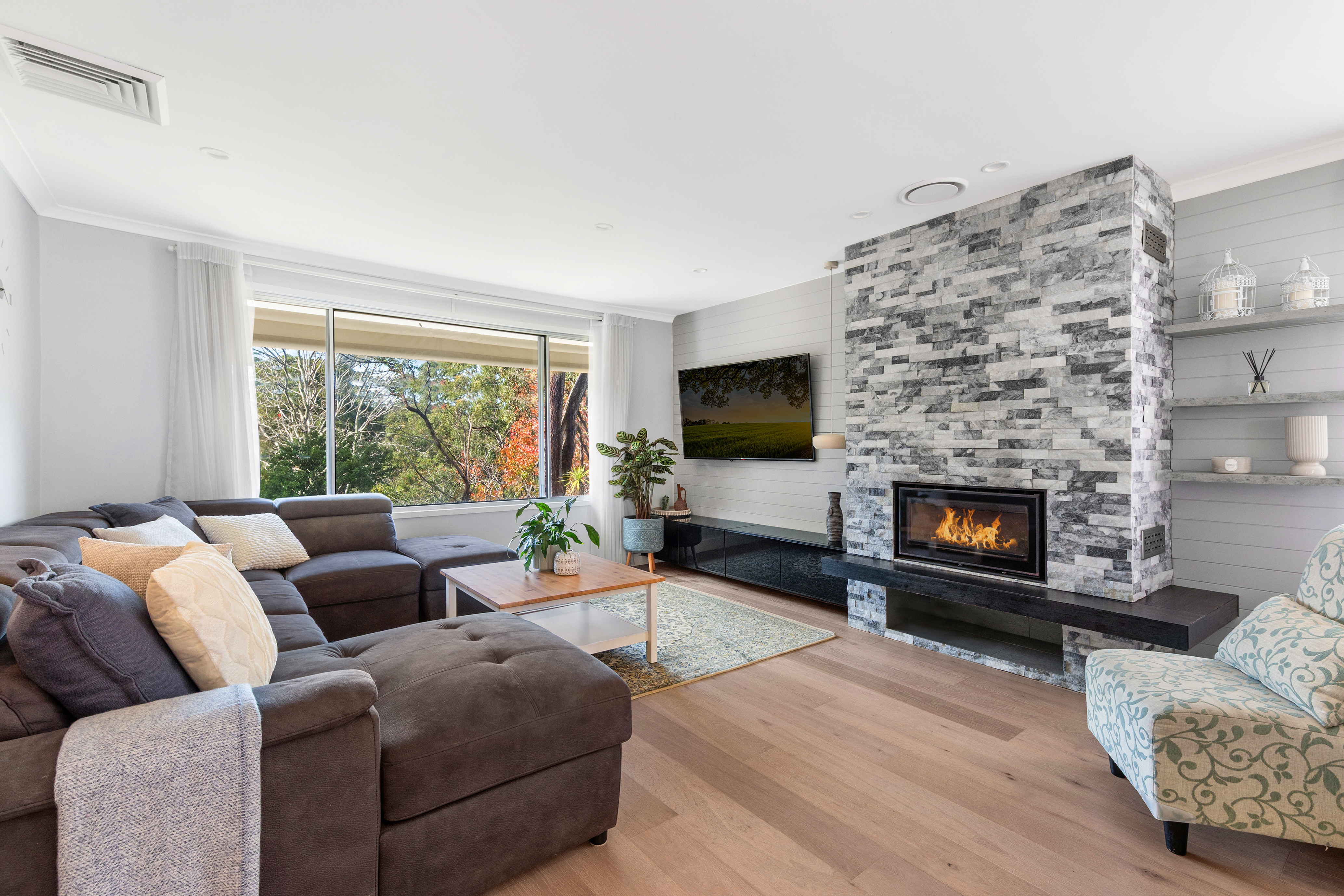 5-bedroom house at 1 HUDSON CLOSE, South Turramurra NSW 2074, Ku-Ring-Gai, New South Wales