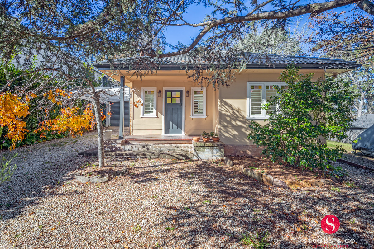 12 Abbey Street, Leura, NSW 2780 - Image 1