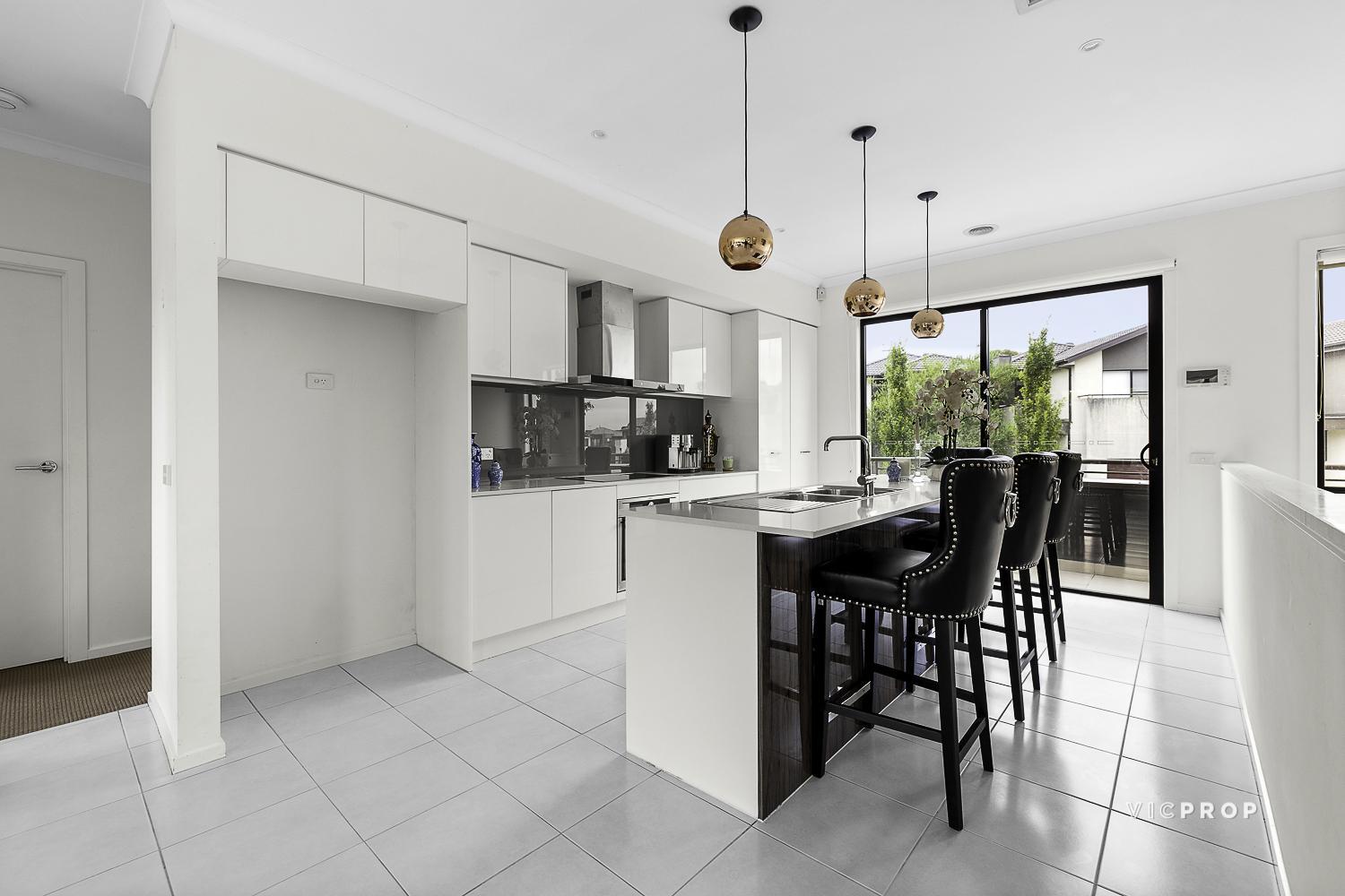 48 Zara Close, Bundoora, VIC 3083 - Image 1