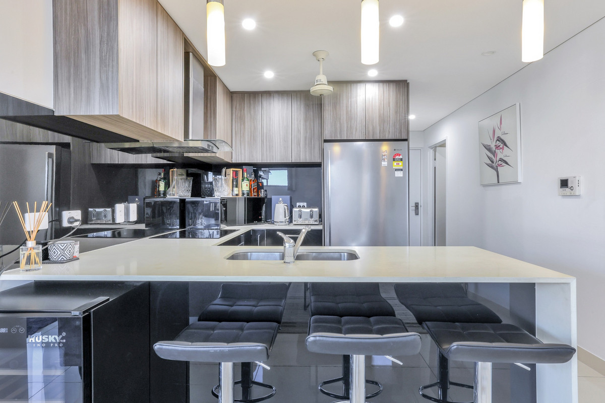 209/39 Cavenagh Street, Darwin City, NT 0800 - Image 1