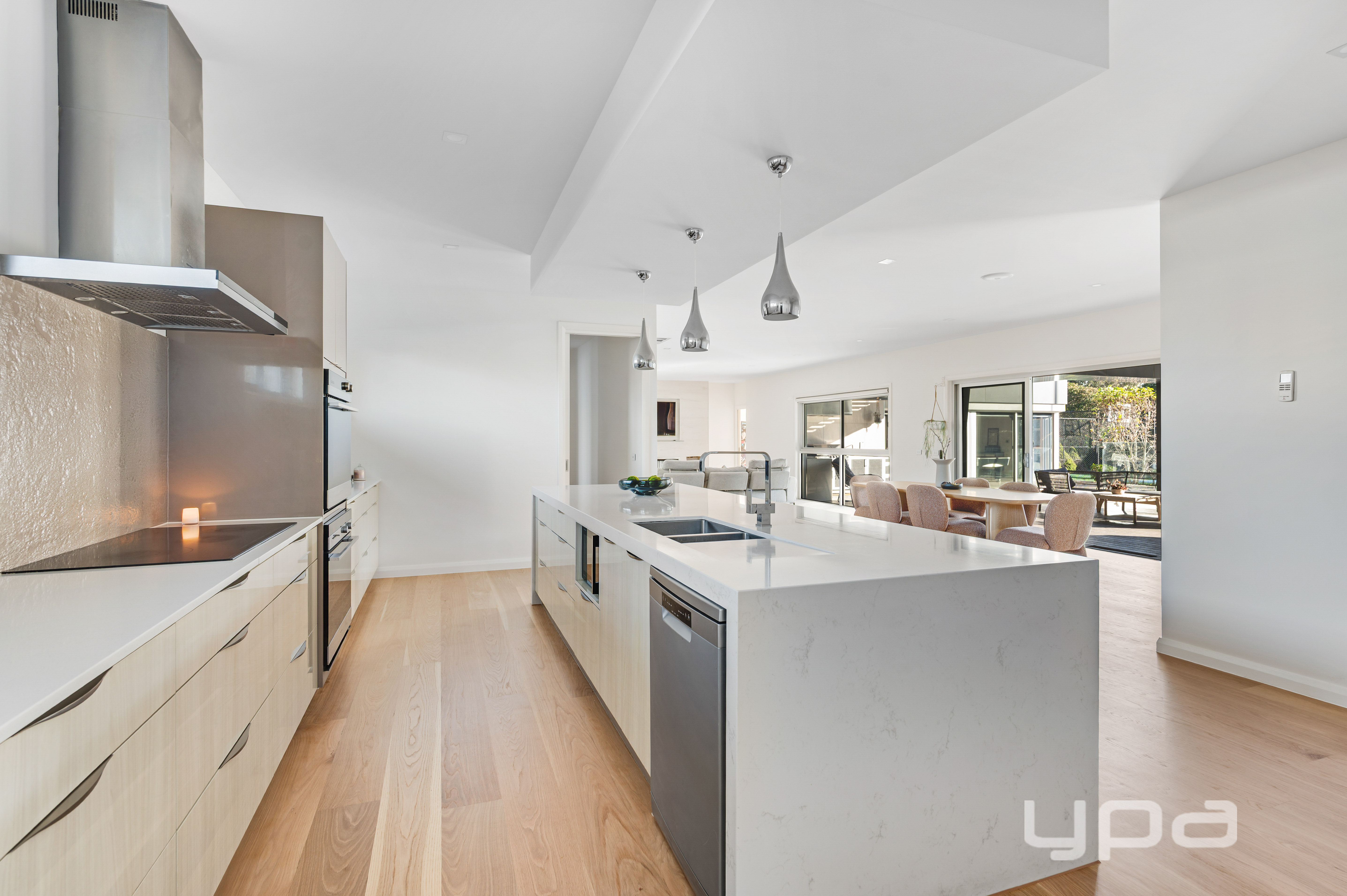 5-bedroom house at 7 Elphinstone Boulevard, Greenvale, VIC 3059, Hume, Victoria
