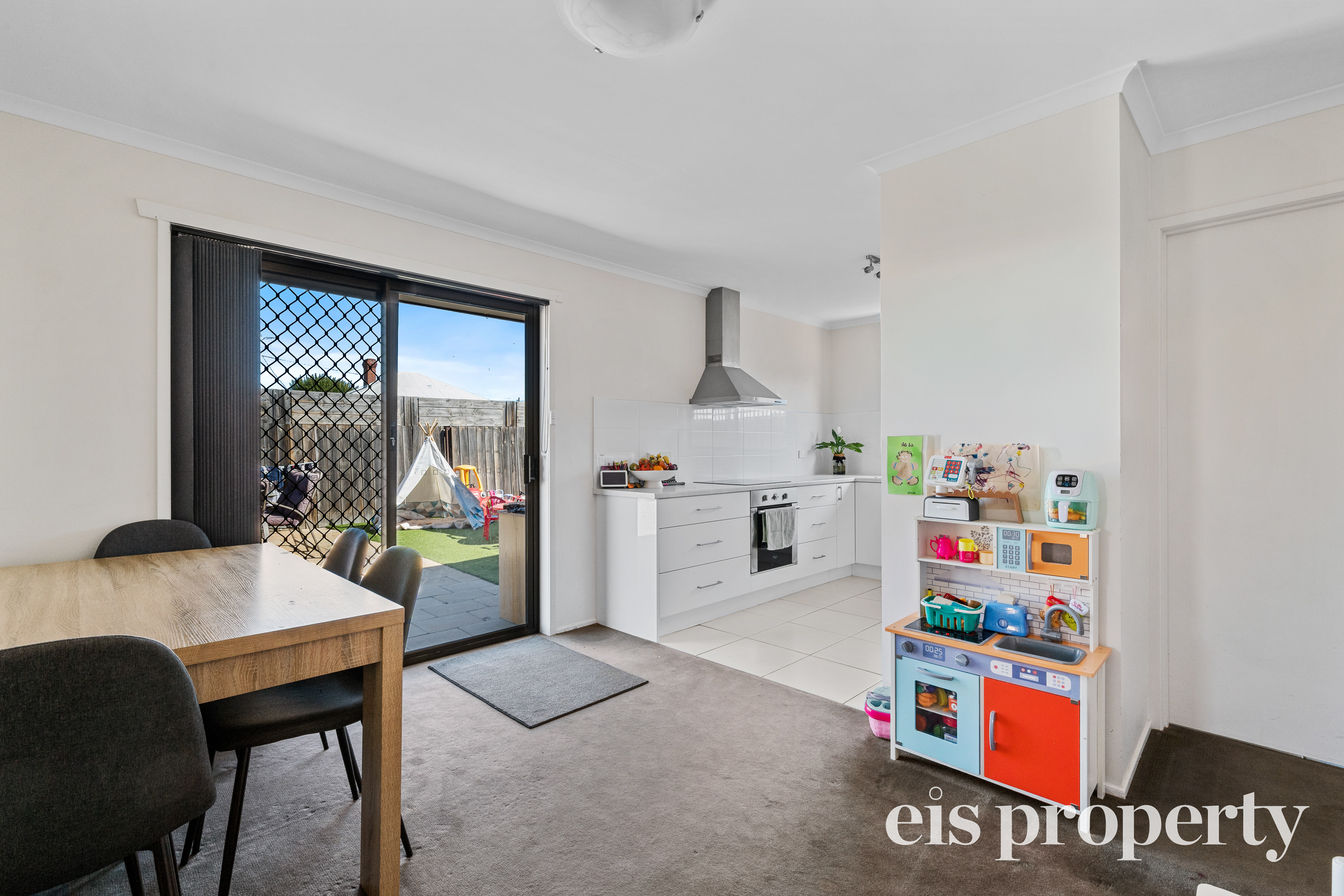 3-bedroom unit at 3 27 WALKER STREET, SORELL TAS 7172, Sorell, Tasmania