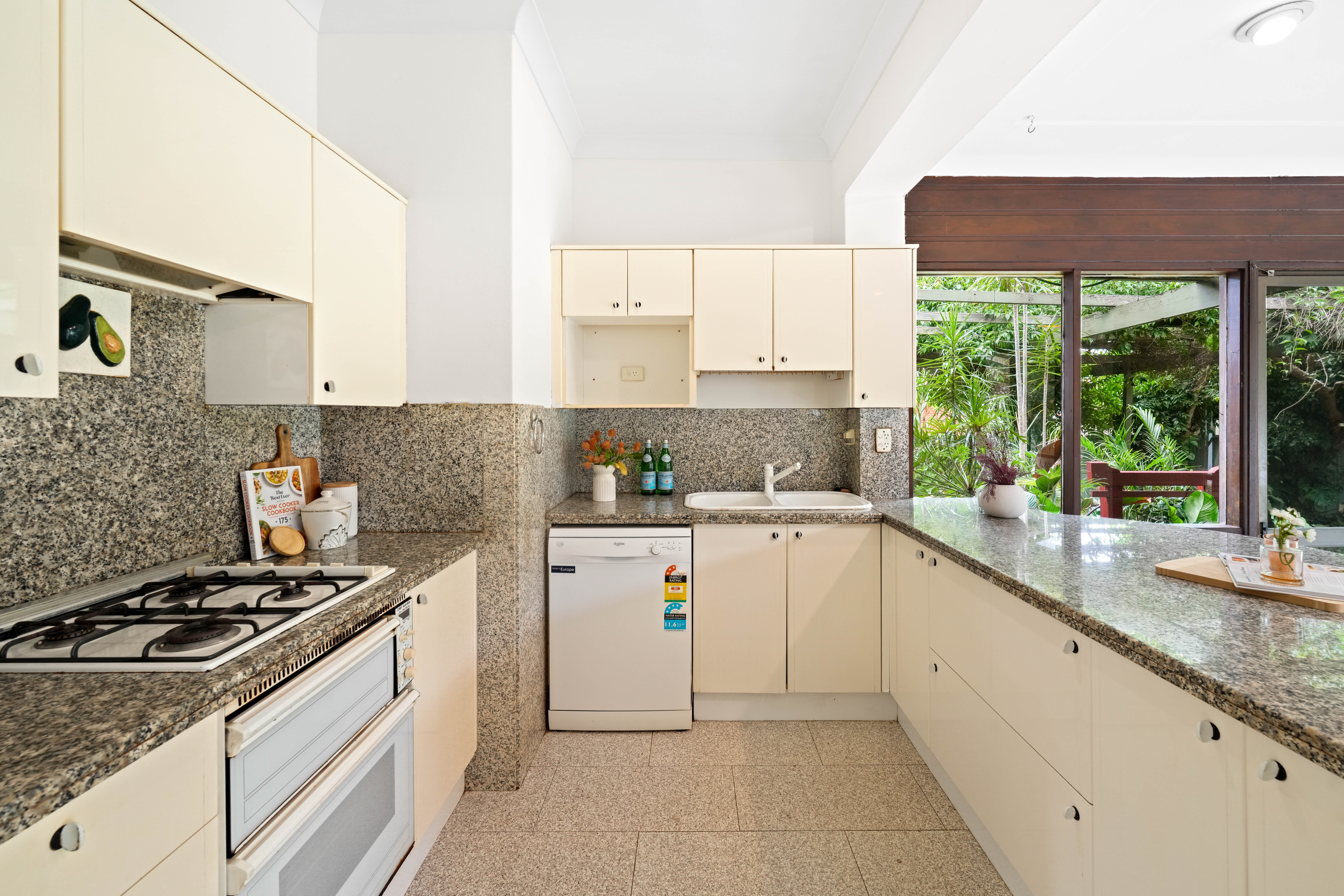 18 Nullawarra Avenue, Concord West, NSW 2138 - Image 8