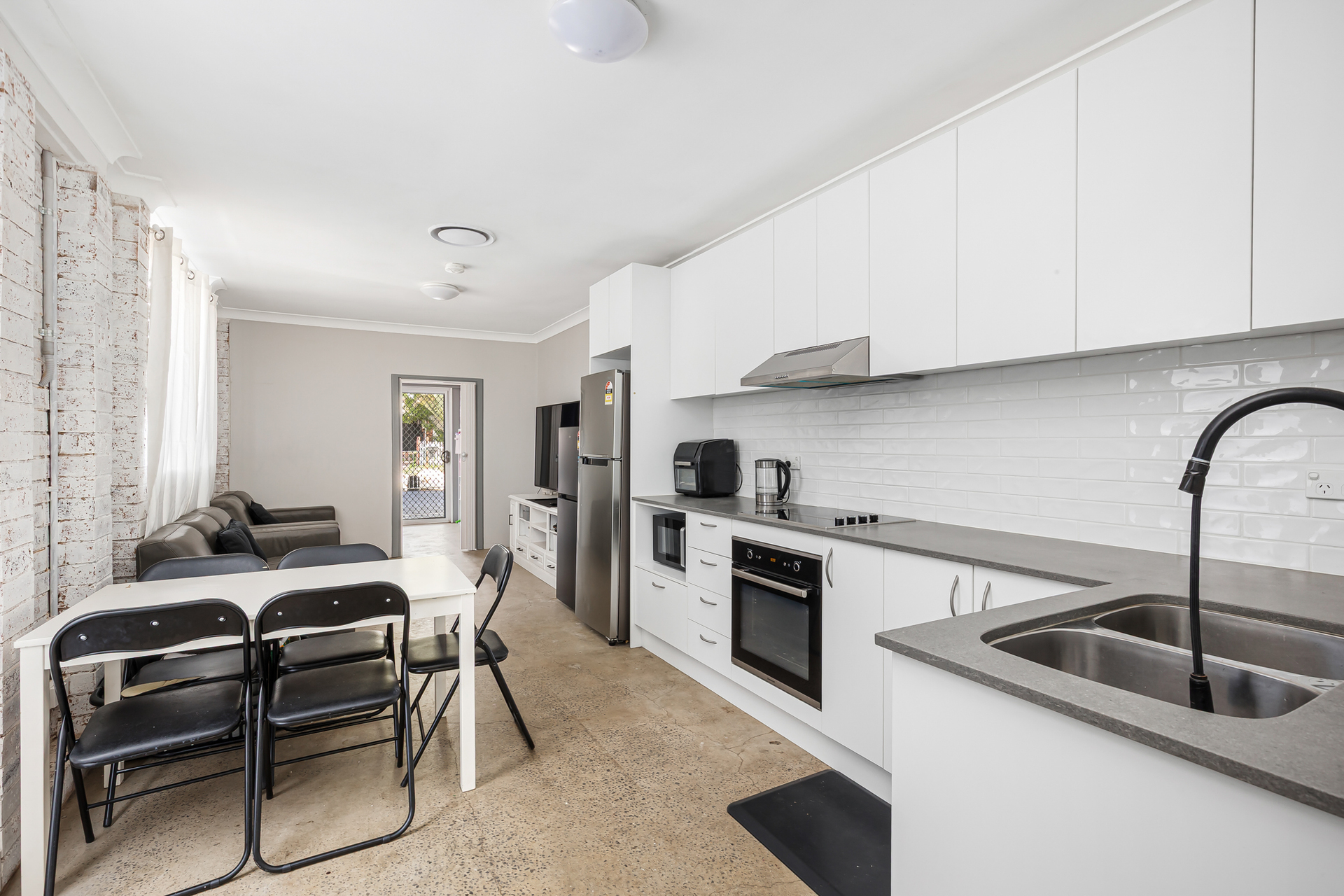 14 SPOONBILL STREET, Hinchinbrook NSW 2168 - Image 10