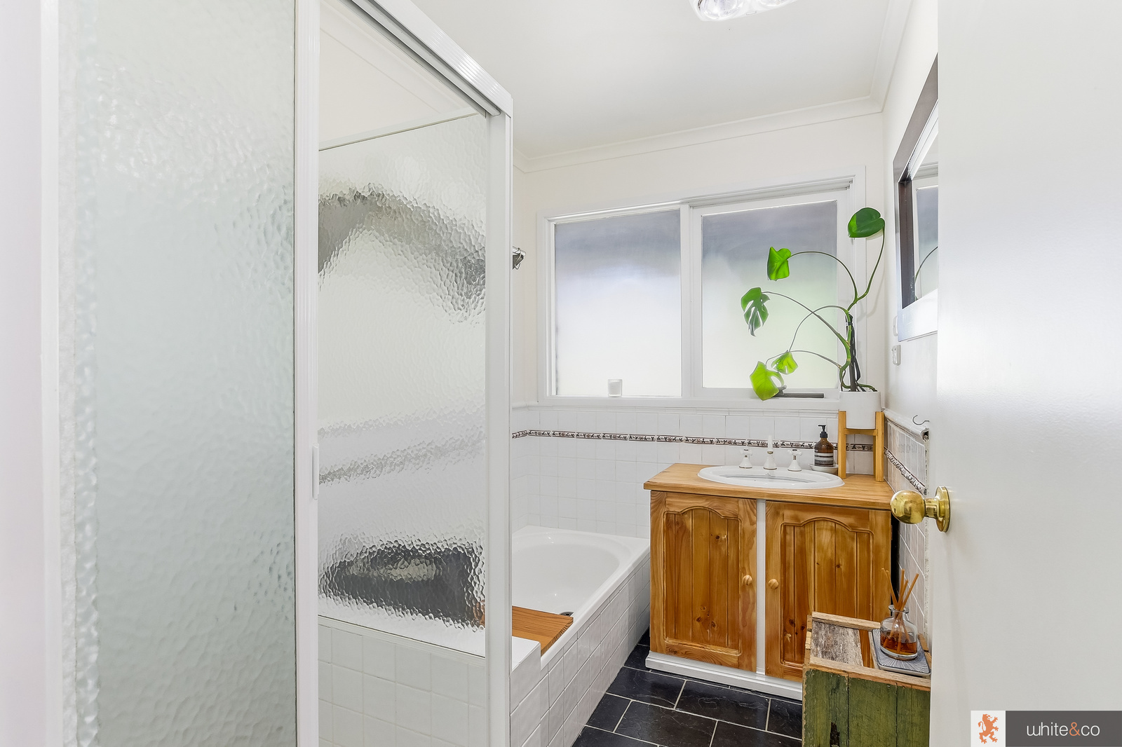 34 ELEVENTH AVENUE, Eden Park VIC 3757 - Image 9
