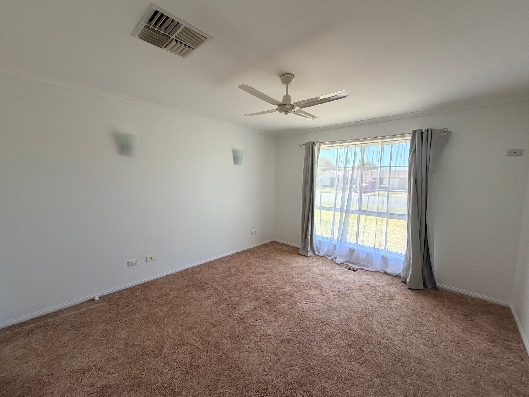 3-bedroom house at 2 Karri Road, Leeton, NSW 2705, Leeton, New South Wales