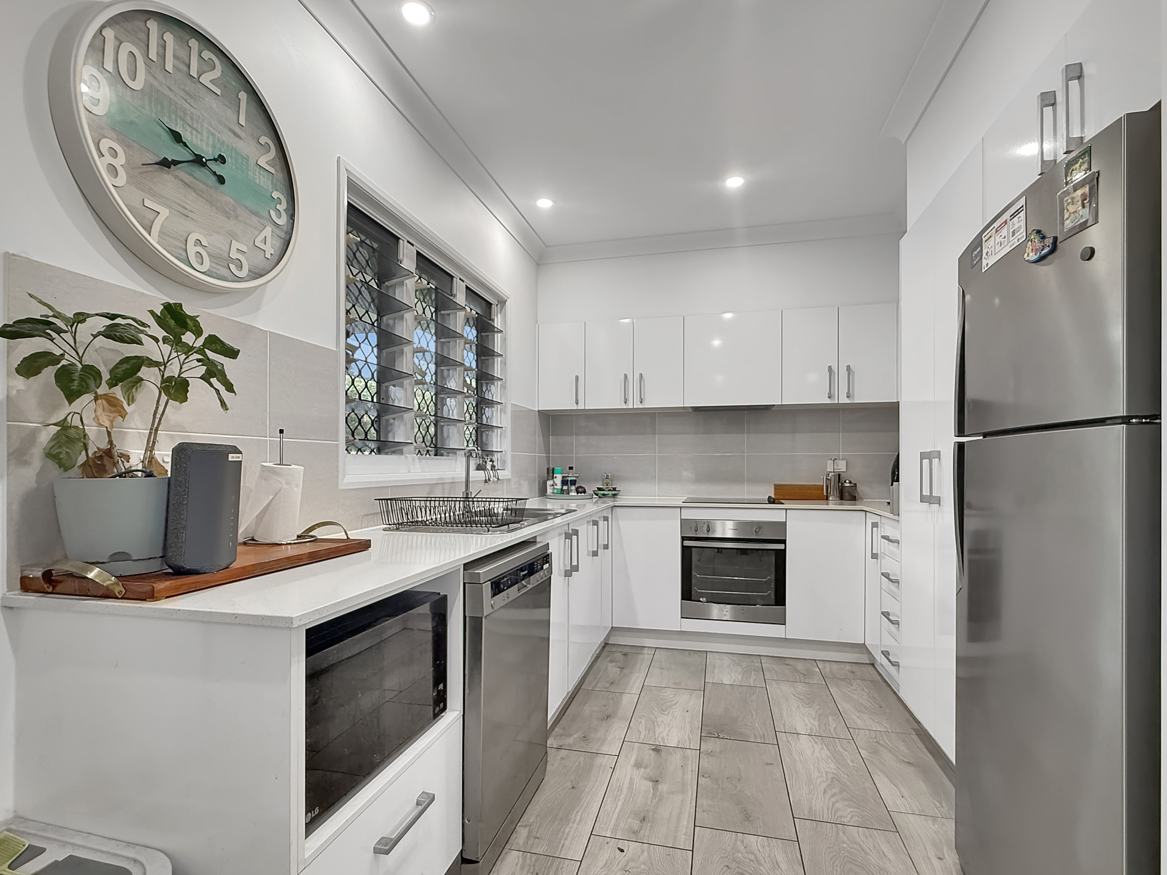 16 Spinnaker Street, South Mission Beach, QLD 4852 - Image 2