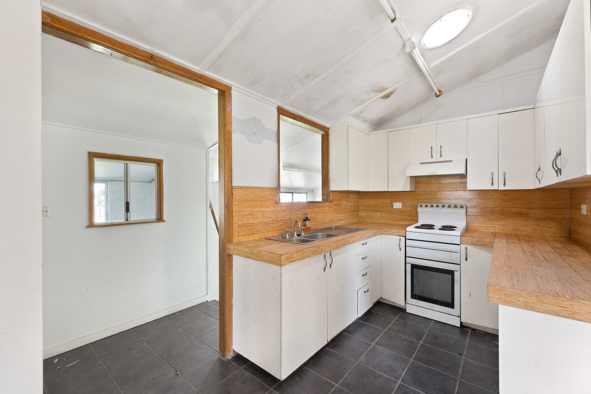 15 OLD EIMEO ROAD, Rural View QLD 4740 - Image 5