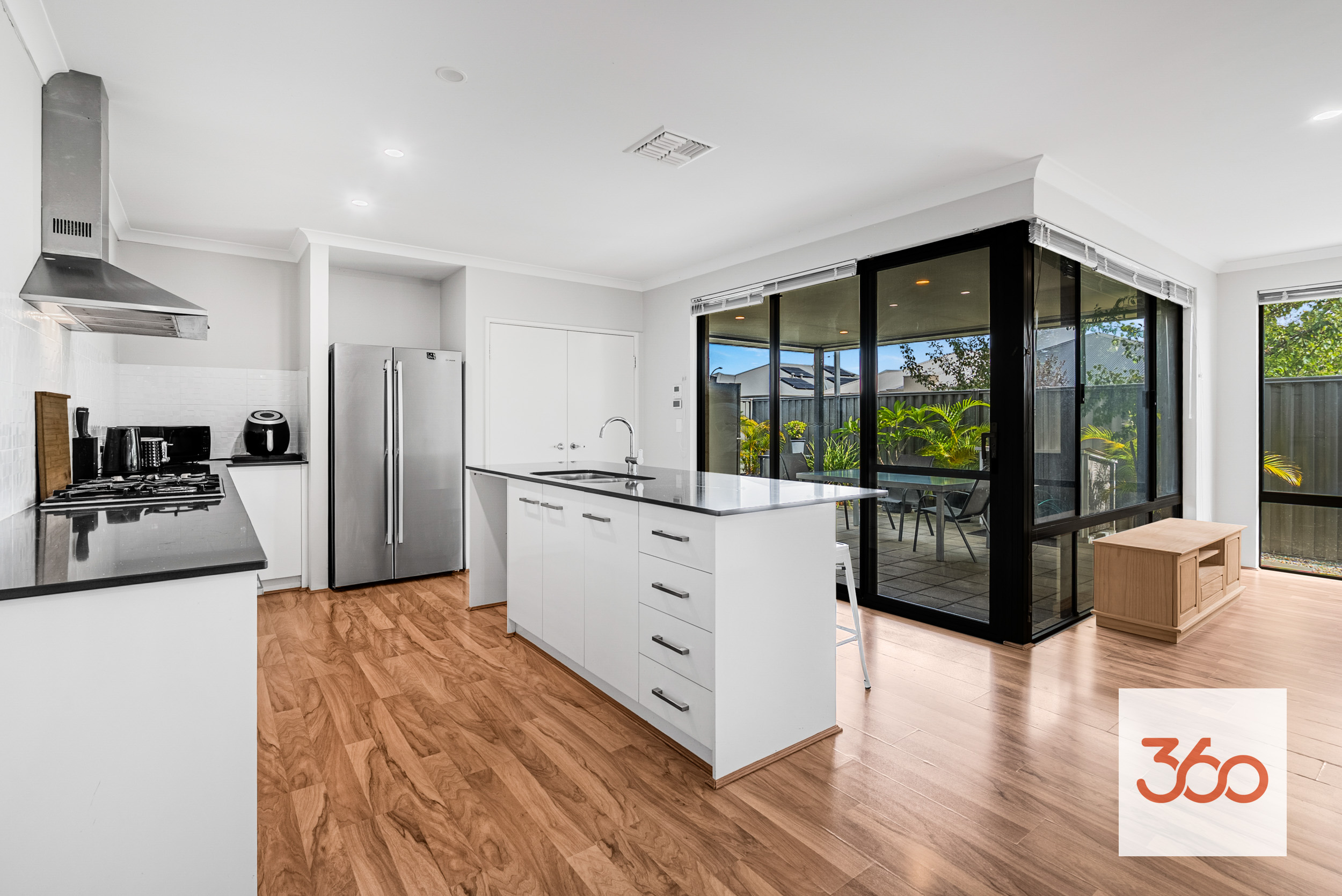 24 WELFORD STREET, Aveley WA 6069 - Image 4