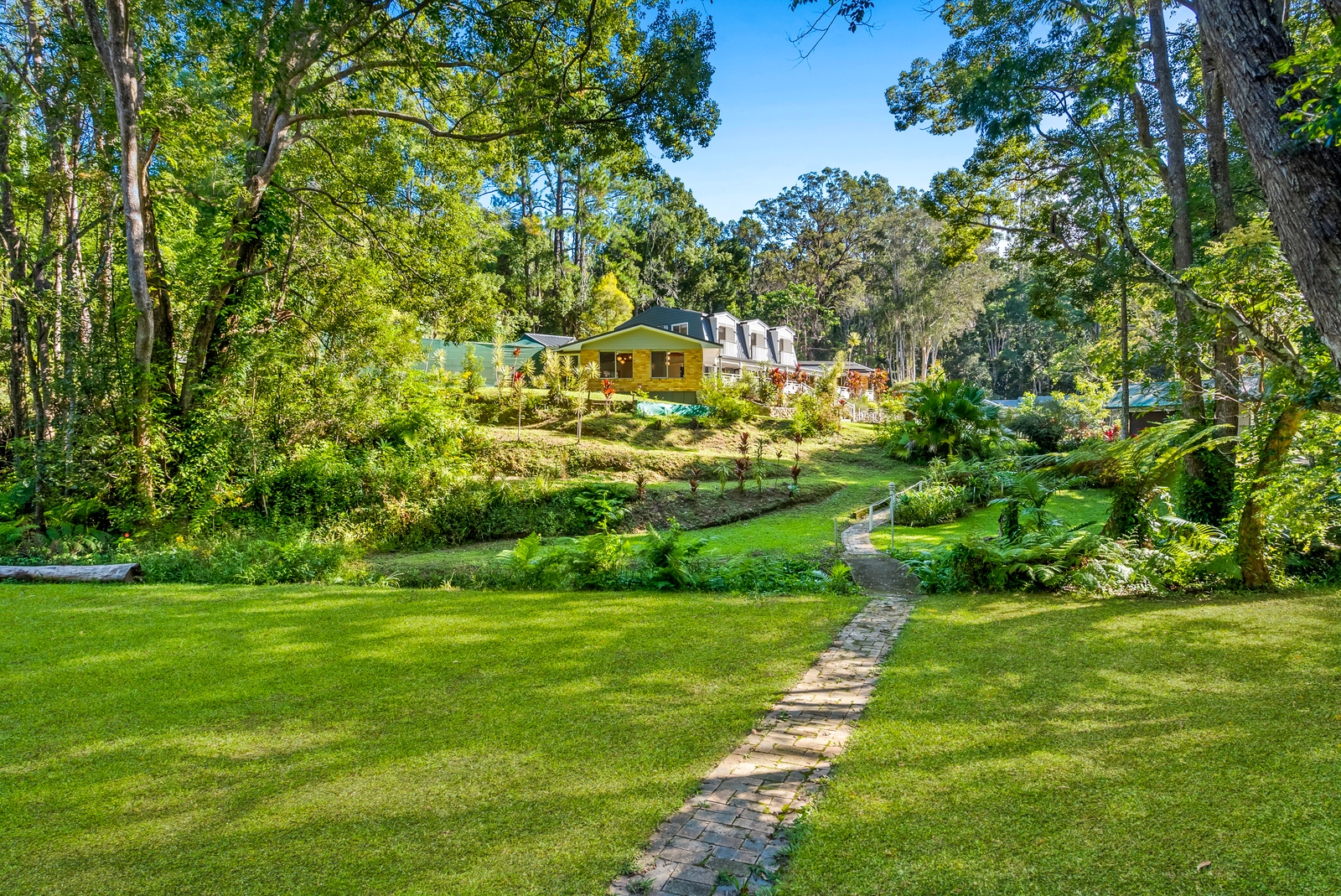160 PIGGABEEN ROAD, Currumbin Valley QLD 4223 - Image 1