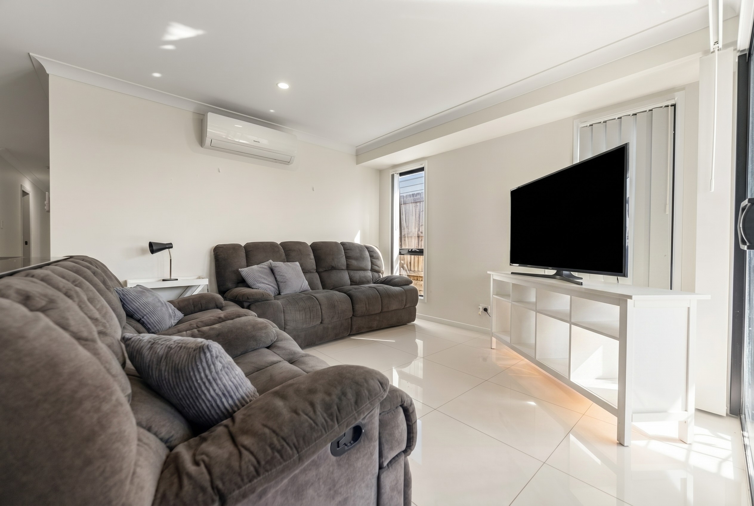 31 East Beaumont Road, Park Ridge, QLD 4125 - Image 5
