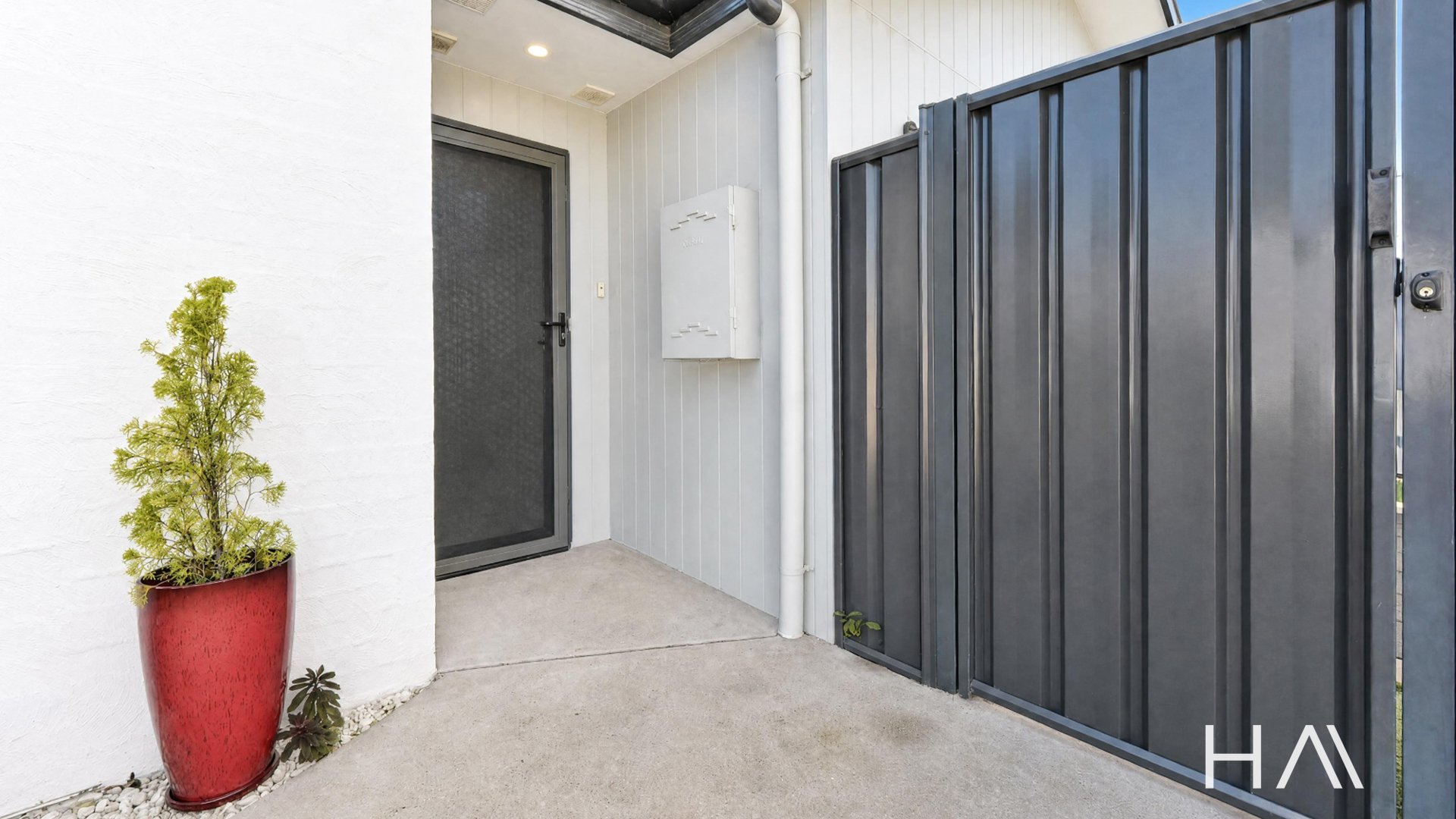 3-bedroom unit at UNIT 1 20 ROSS AVENUE, Invermay TAS 7248, Launceston, Tasmania