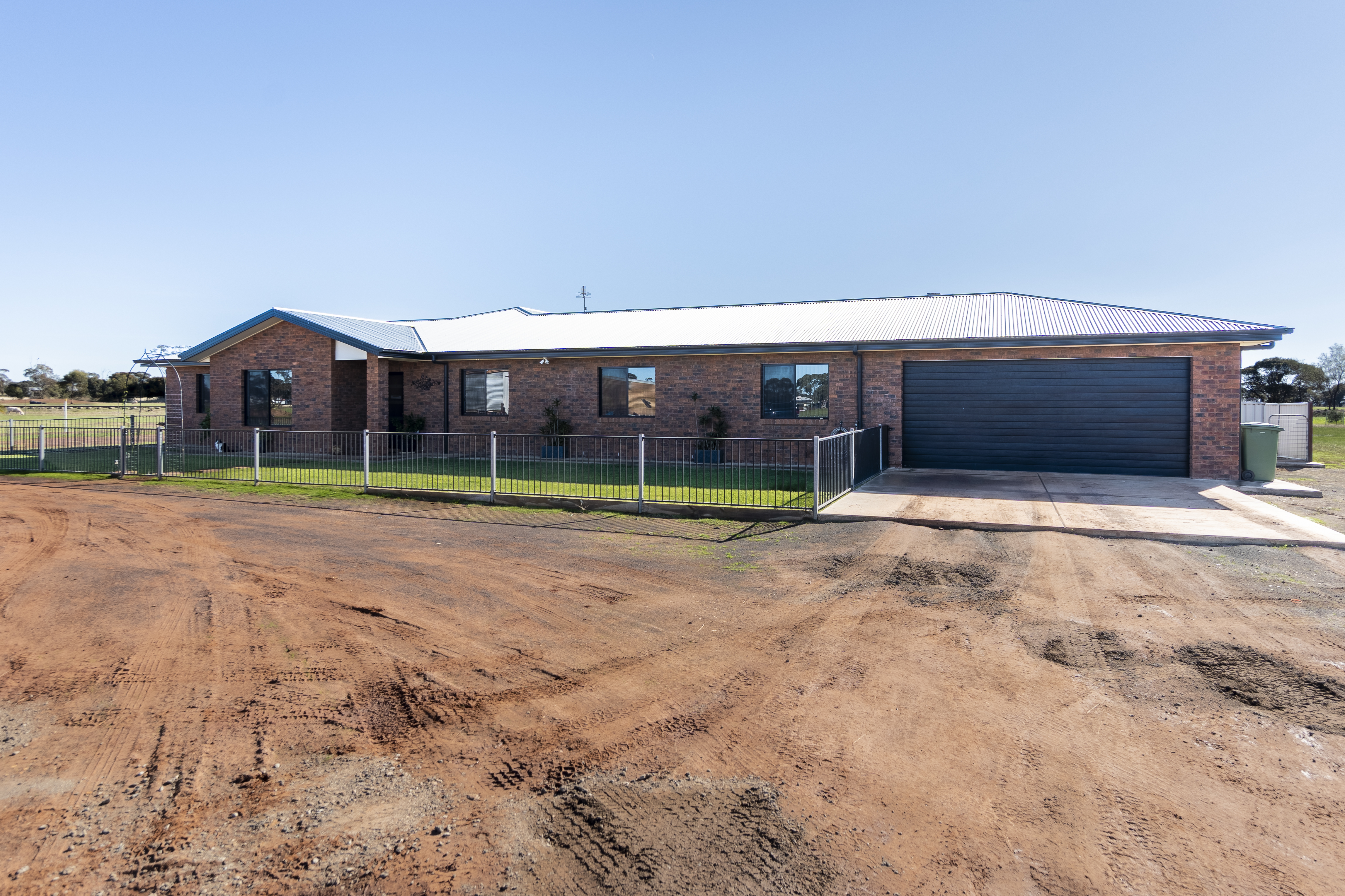 4-bedroom house at 32 Russell Street, West Wyalong, NSW 2671, Bland, New South Wales