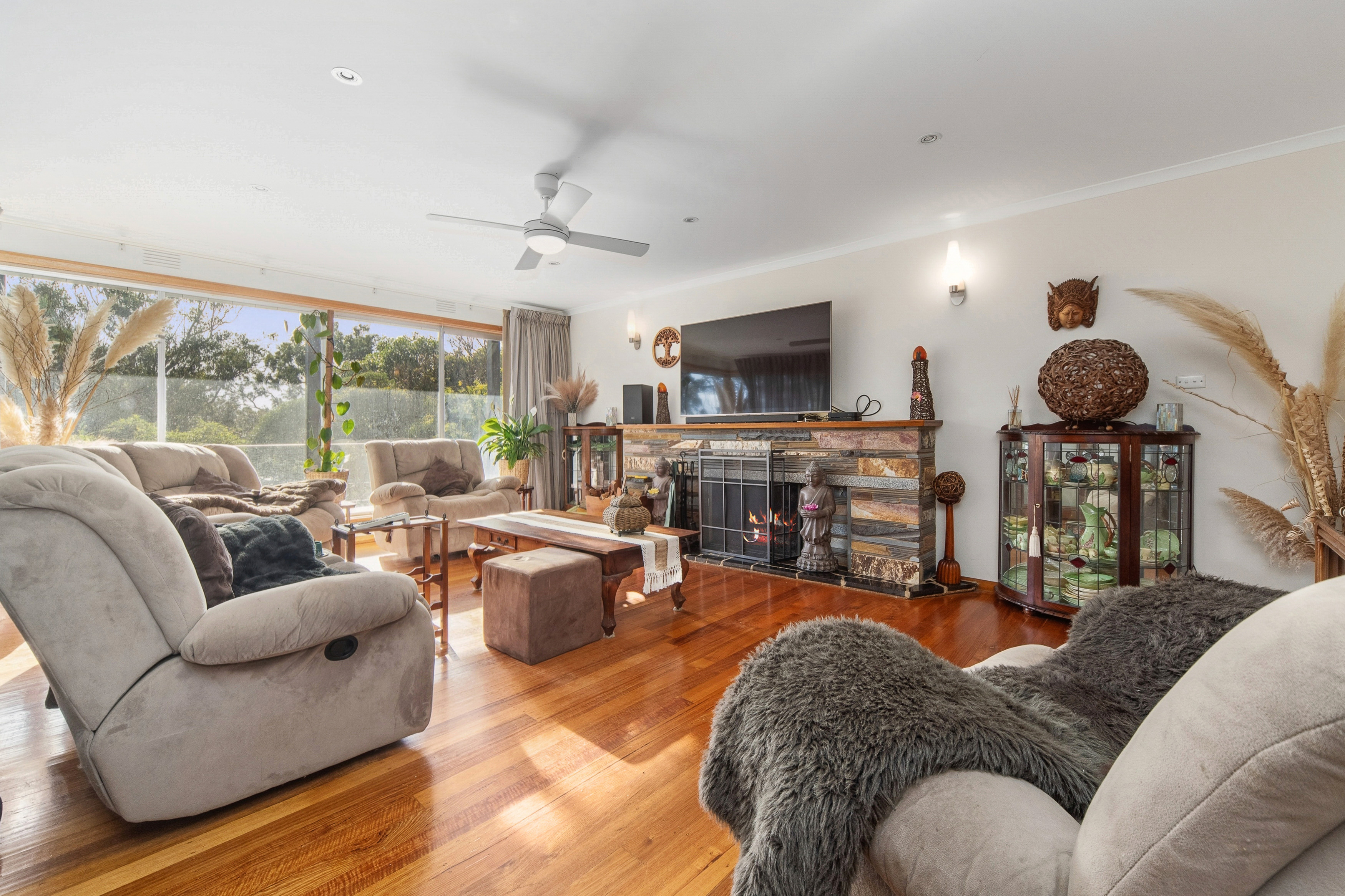 19 SUSSEX ROAD, Frankston South VIC 3199 - Image 10