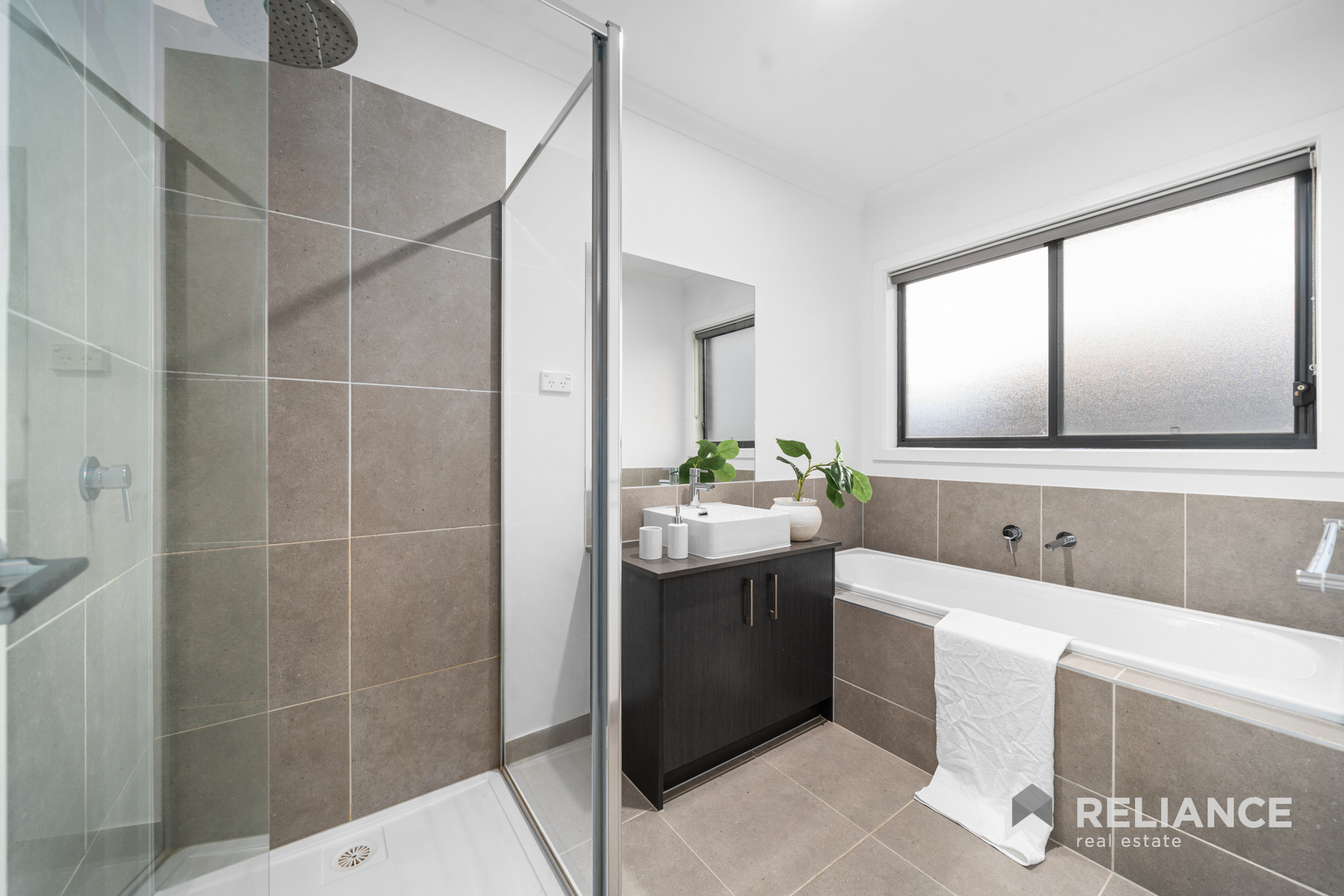 4-bedroom house at 32 Surround Drive, Mambourin, VIC 3024, Wyndham, Victoria