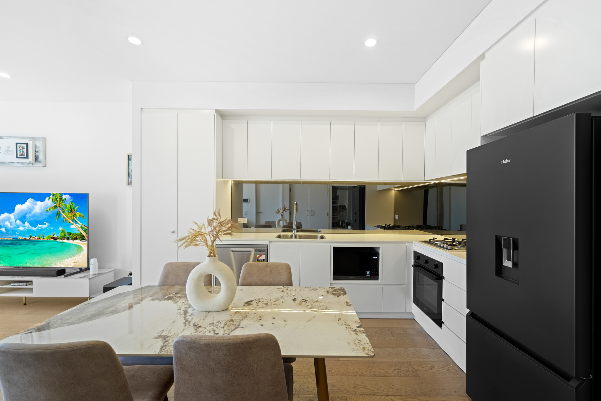 306/25 Meredith Street, Bankstown, Nsw, 2200 - Image 3