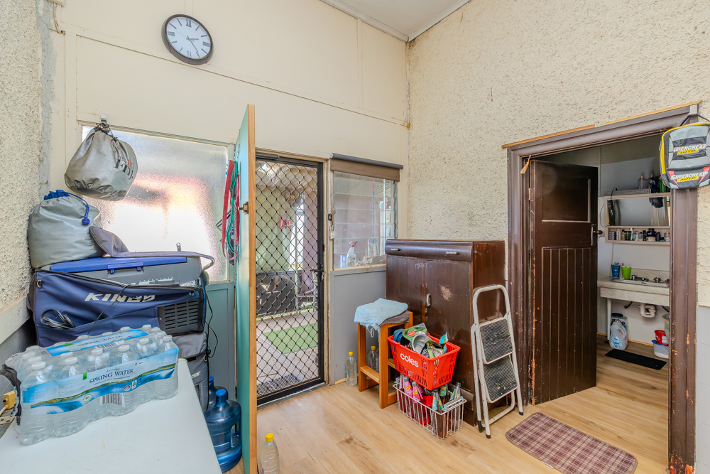 15 MARTIN AVENUE, Ouyen VIC 3490 - Image 9