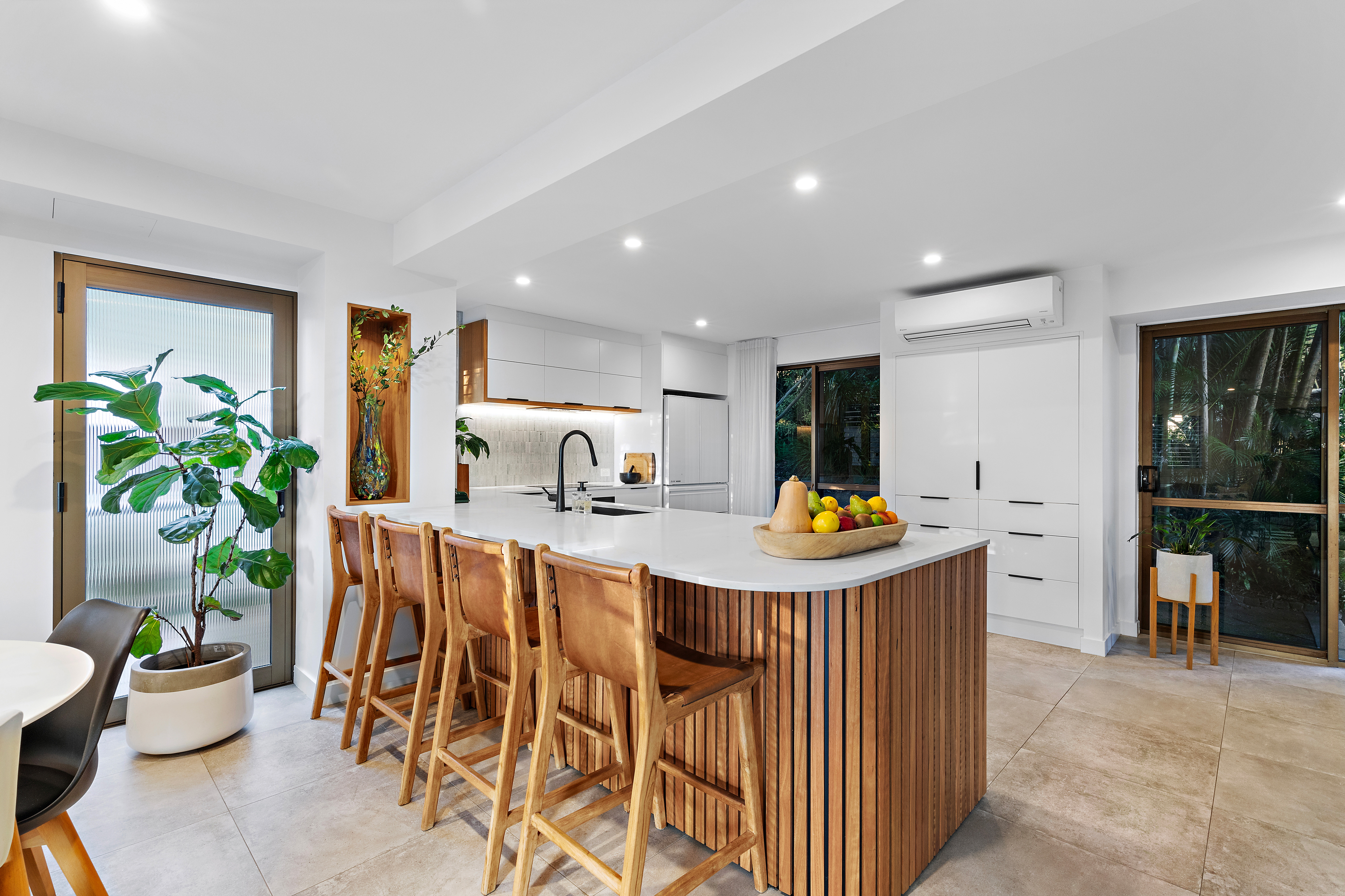 1 9 BERRIMA ROW, NOOSA HEADS QLD 4567 - Image 1