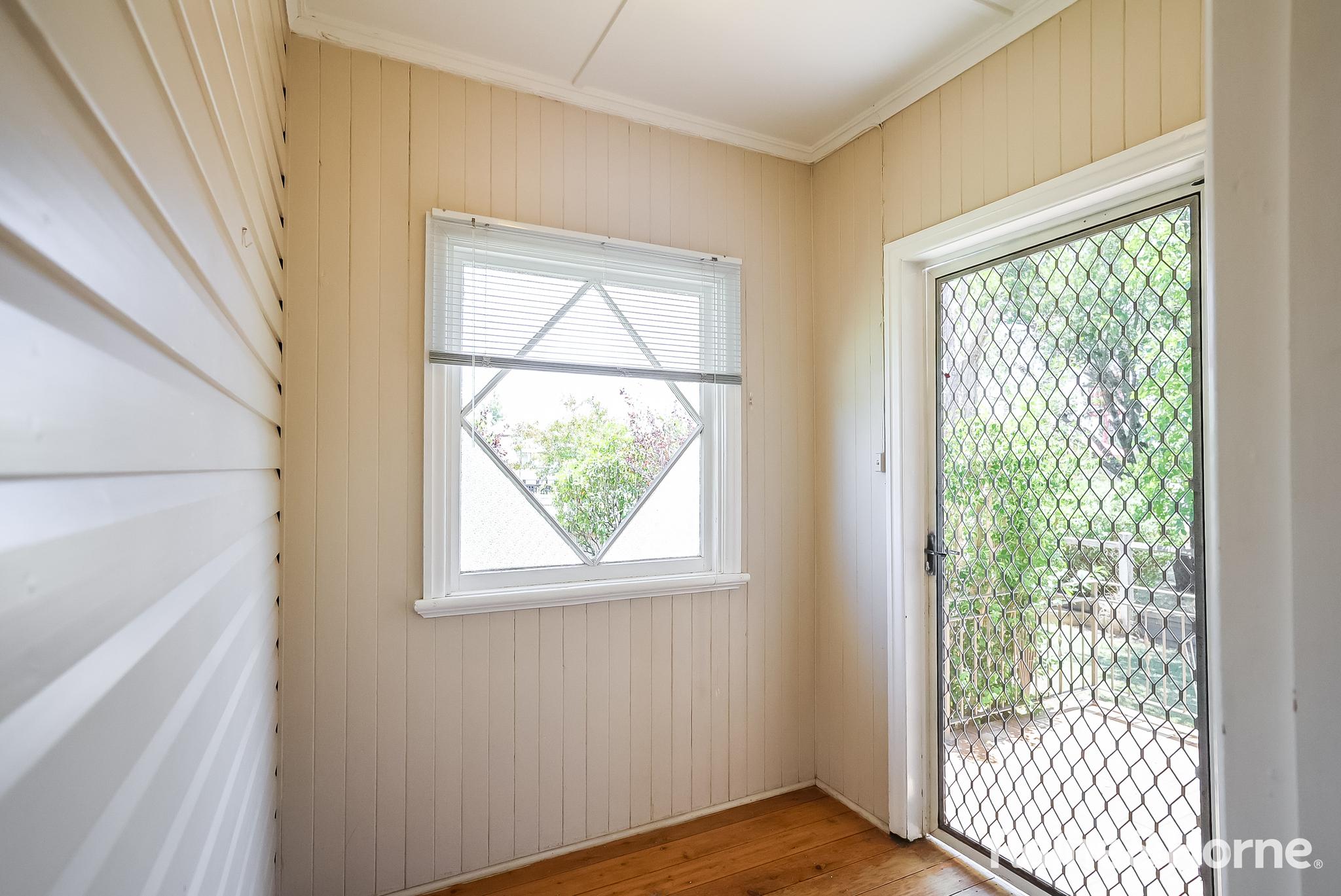 3-bedroom house at 90 Albion Street, Warwick, QLD 4370, Southern Downs, Queensland