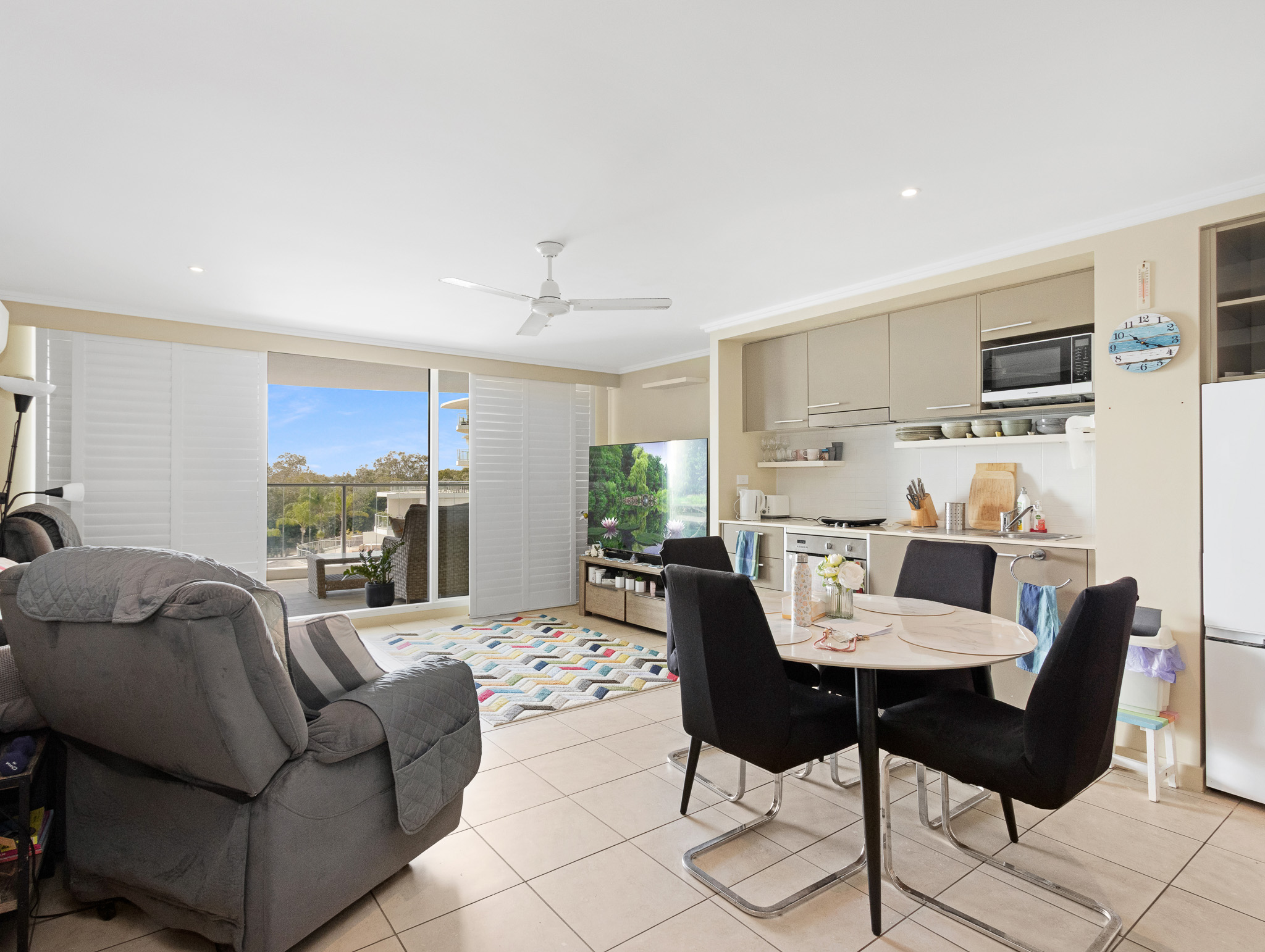 321/569 Esplanade, Urangan, Qld, 4655 - Image 3