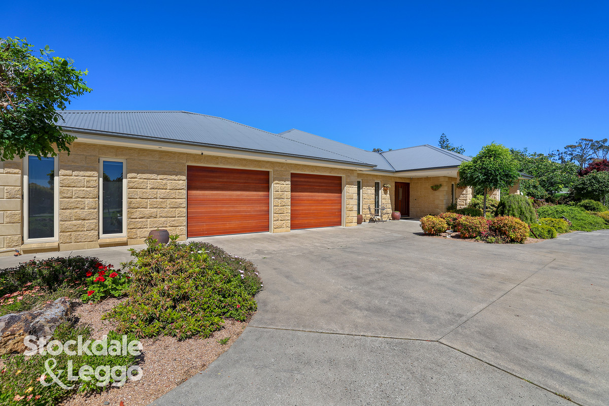 5-bedroom house at 6 Josephine Crescent, Mirboo North, VIC 3871, South Gippsland, Victoria