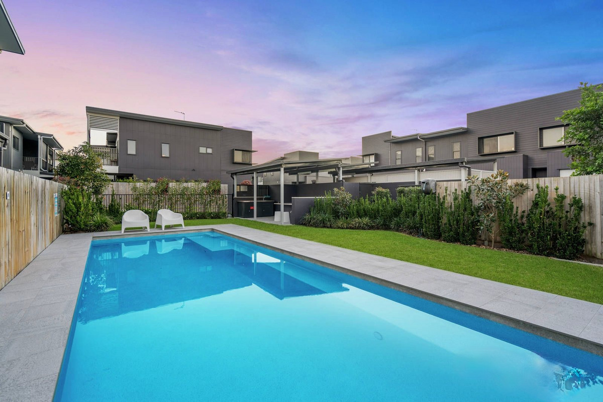 4-bedroom unit at 36/38 Creekside Terrace, Albany Creek, QLD 4035, Moreton Bay, Queensland