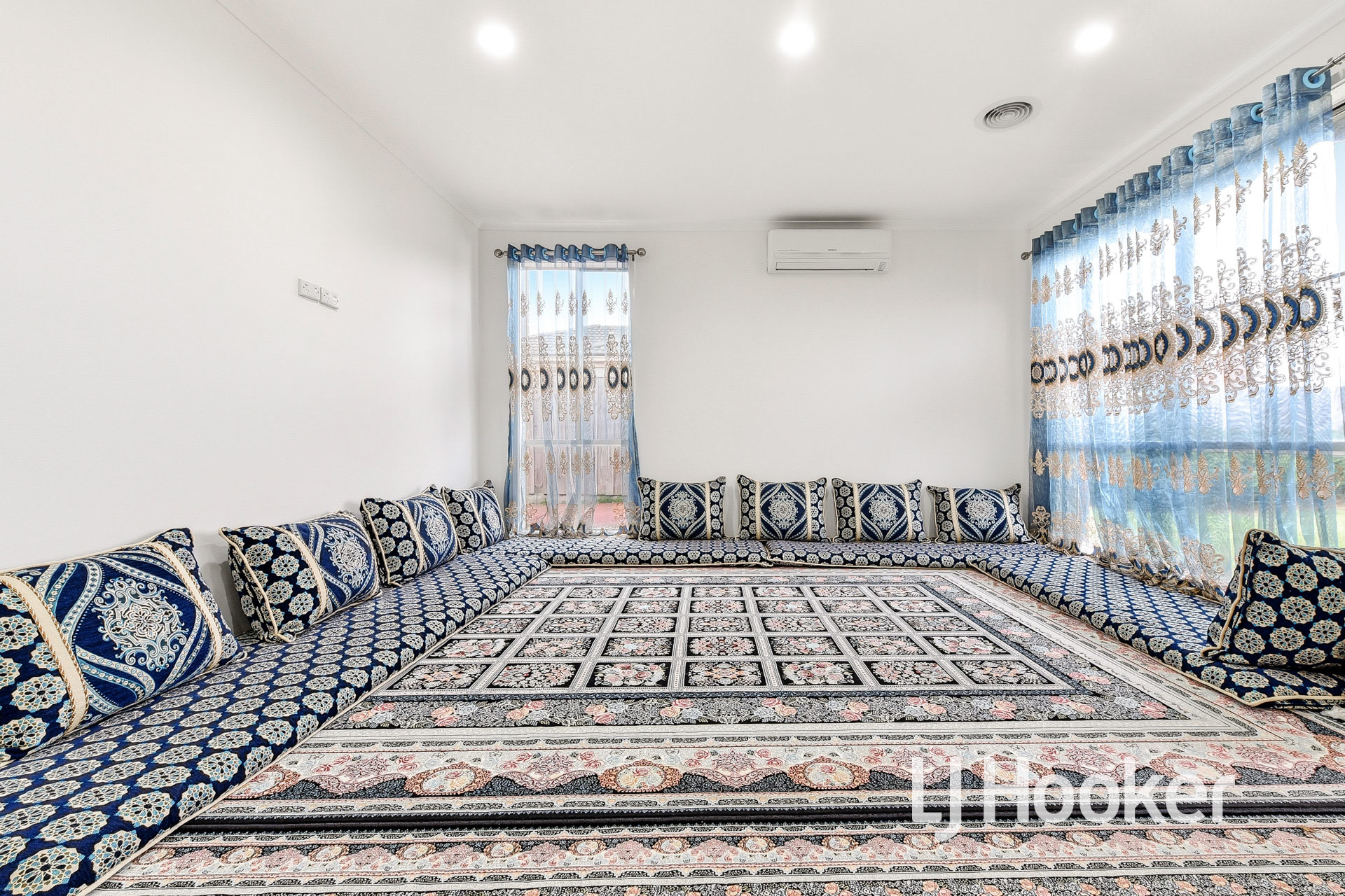 8 LIGHTHORSE CRESCENT, Narre Warren South VIC 3805 - Image 4