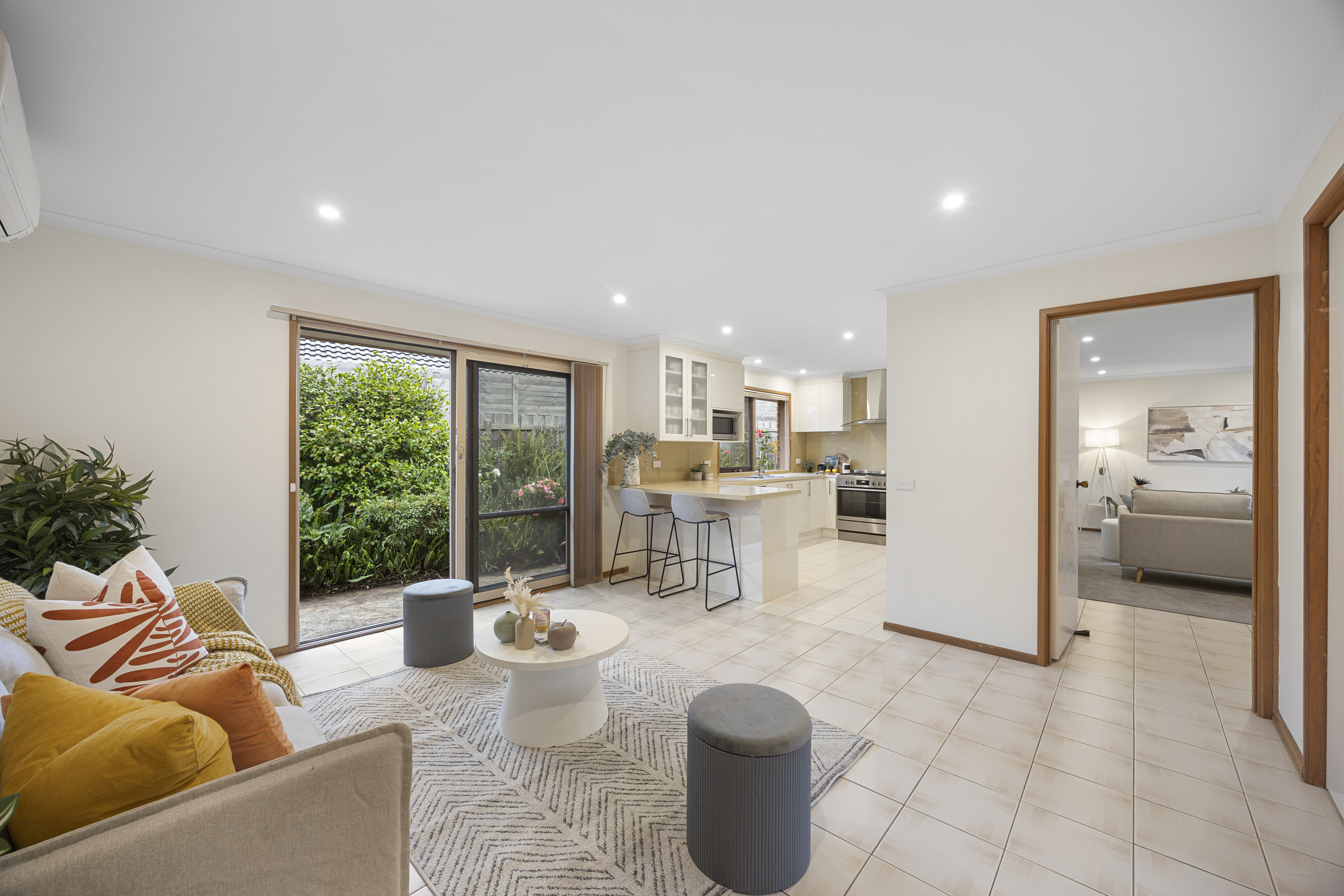 15 Jacob Drive, Rowville, VIC 3178 - Image 4