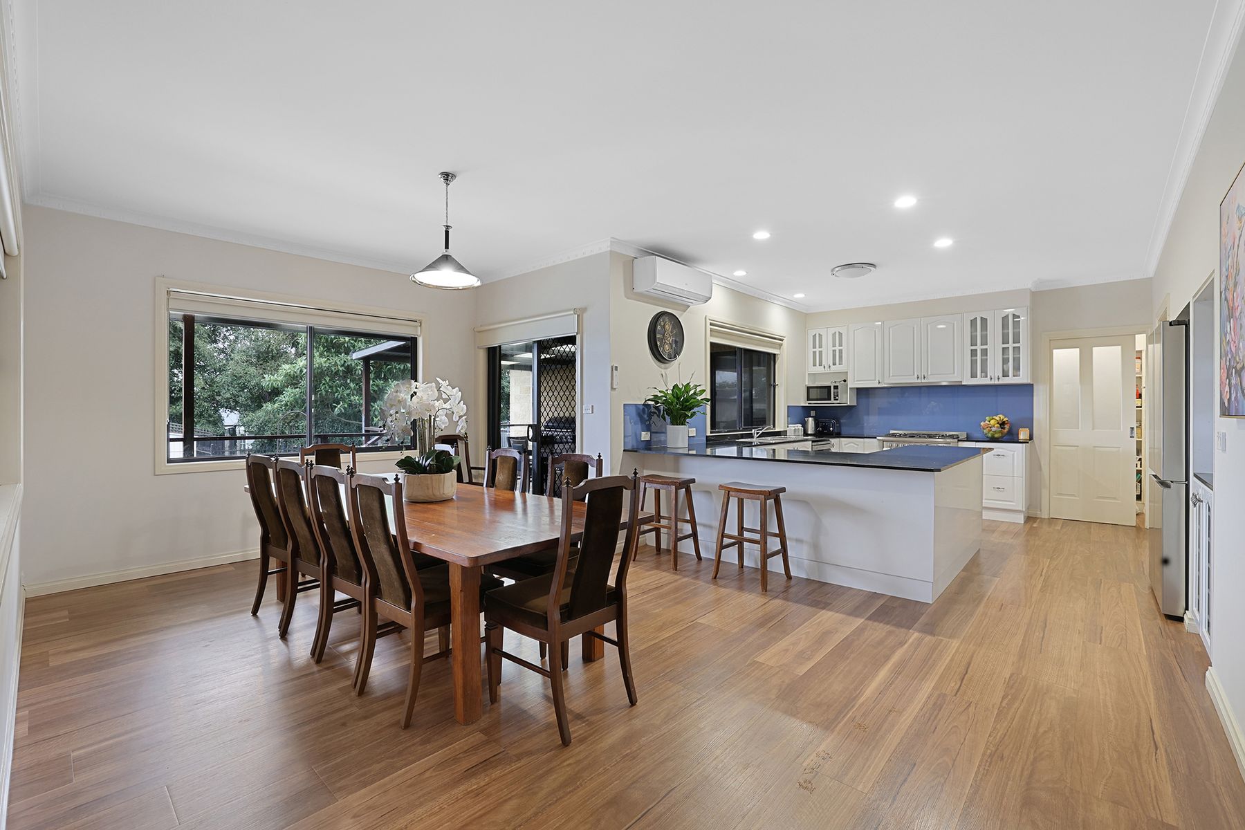 6-bedroom house at 23-25 Moe-Willow Grove Road, Willow Grove, Vic, 3825, Baw Baw, Victoria
