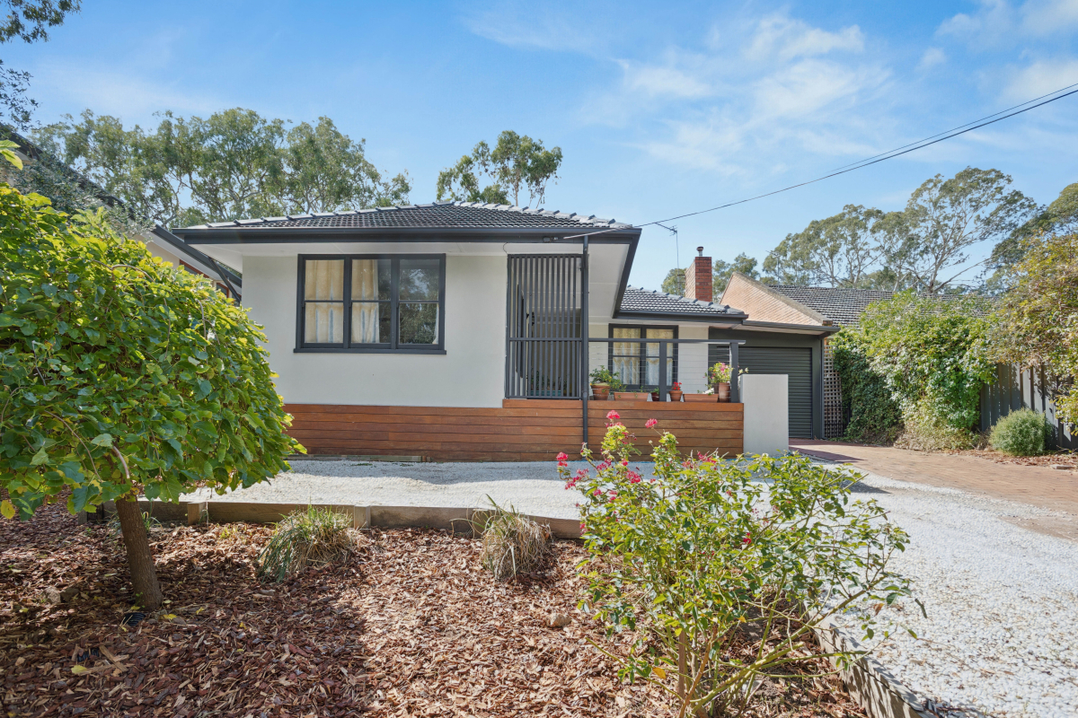 8 Heatherbank Terrace, Stonyfell, SA 5066 - Image 2