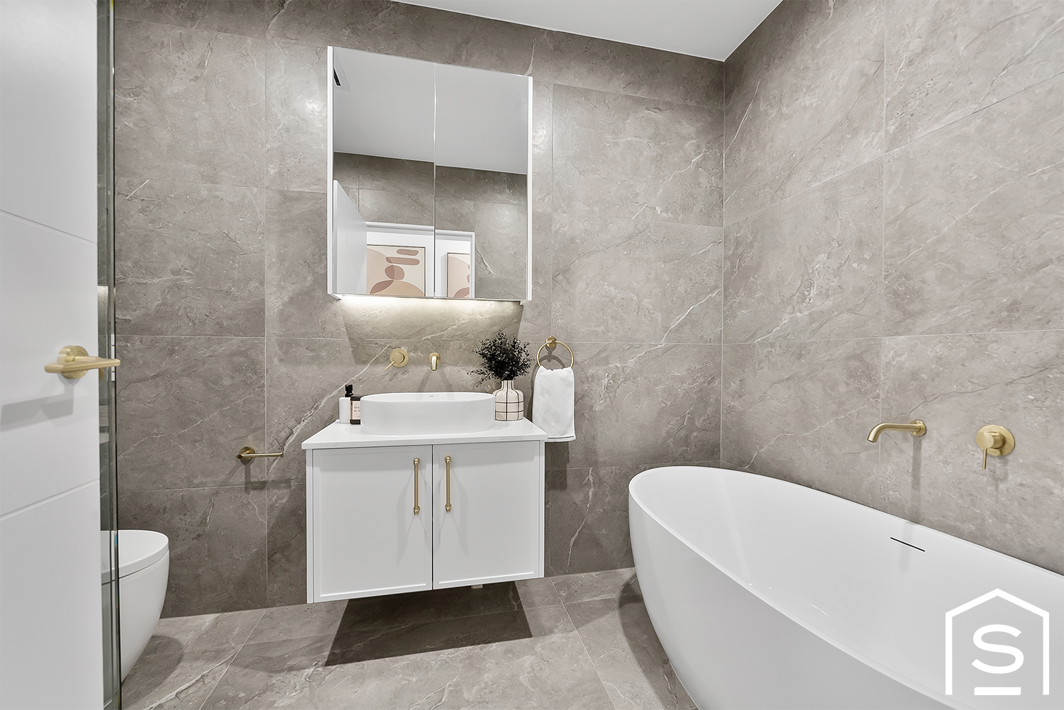 5-bedroom unit at 17A Driver Street, Denistone West, NSW 2114, Ryde, New South Wales