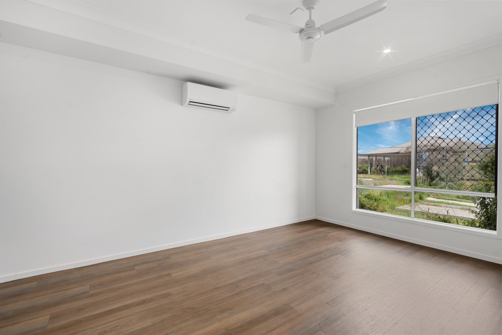 6 Highfield Street, Bundamba, QLD 4304 - Image 3