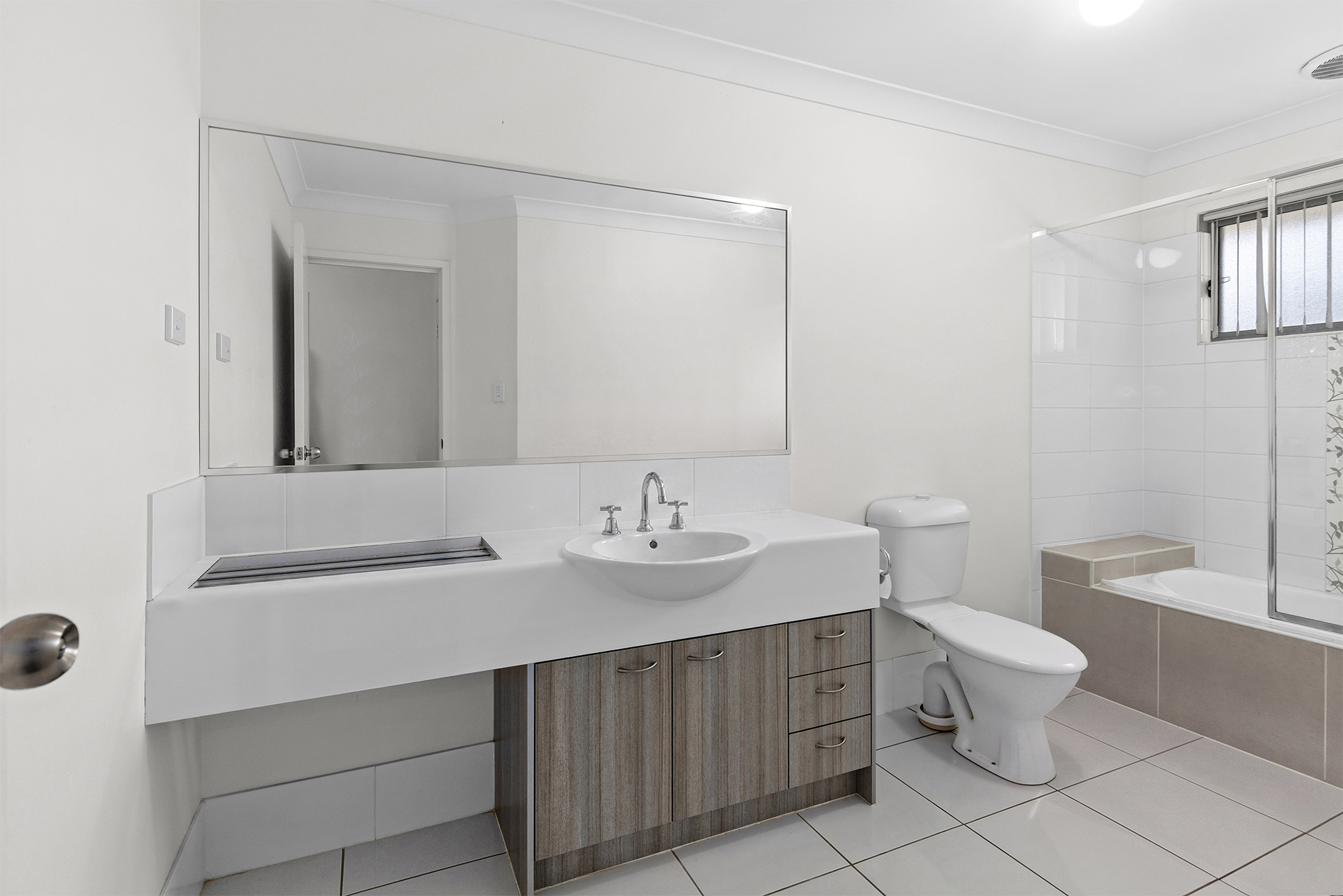 3-bedroom unit at 153 350 LEITCHS ROAD, BRENDALE QLD 4500, Moreton Bay, Queensland