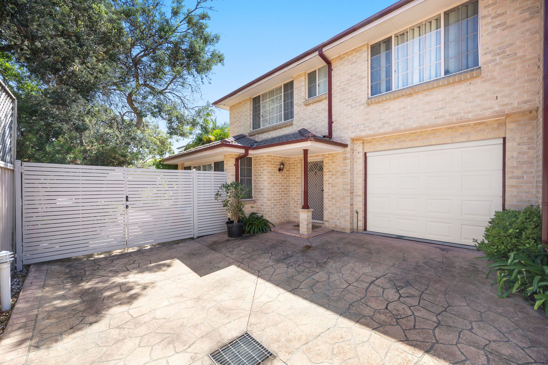 UNIT 3 7 PADDISON AVENUE, Gymea NSW 2227 - Image 1