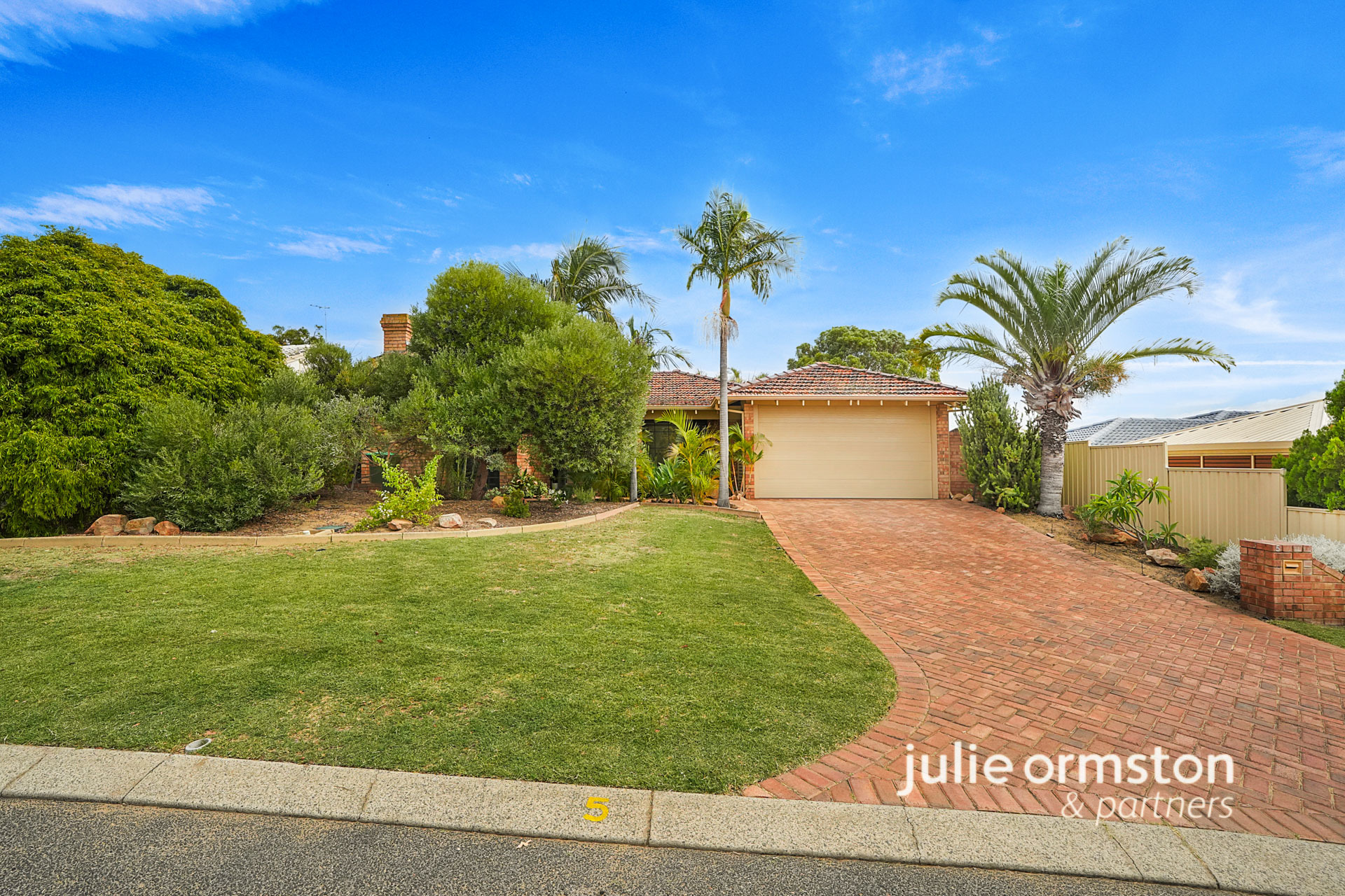 4-bedroom house at 5 Lemongrass Grove, Woodvale, WA 6026, Joondalup, Western Australia