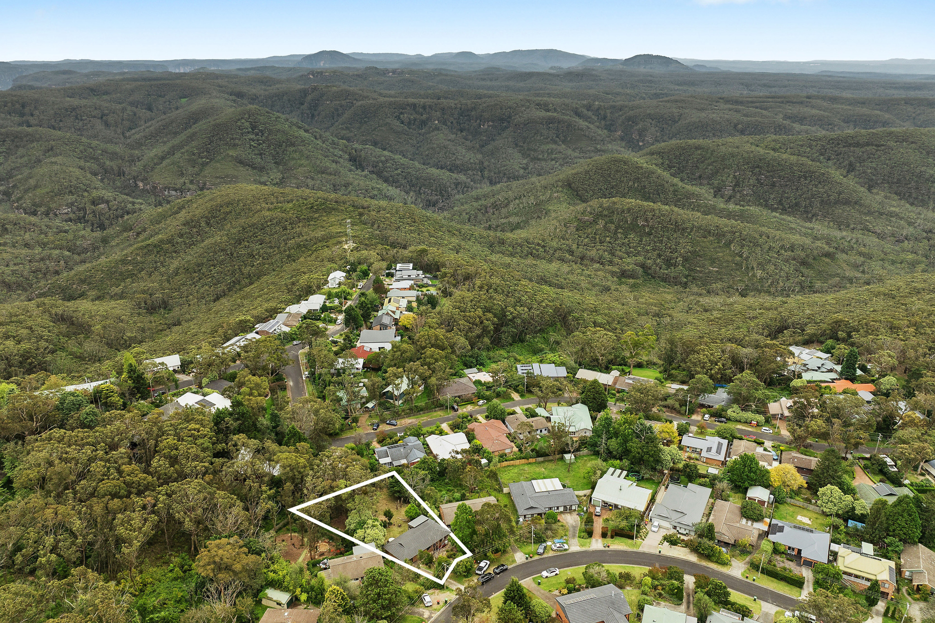 3-bedroom house at 38 Panorama Crescent, Wentworth Falls, NSW 2782, Blue Mountains, New South Wales